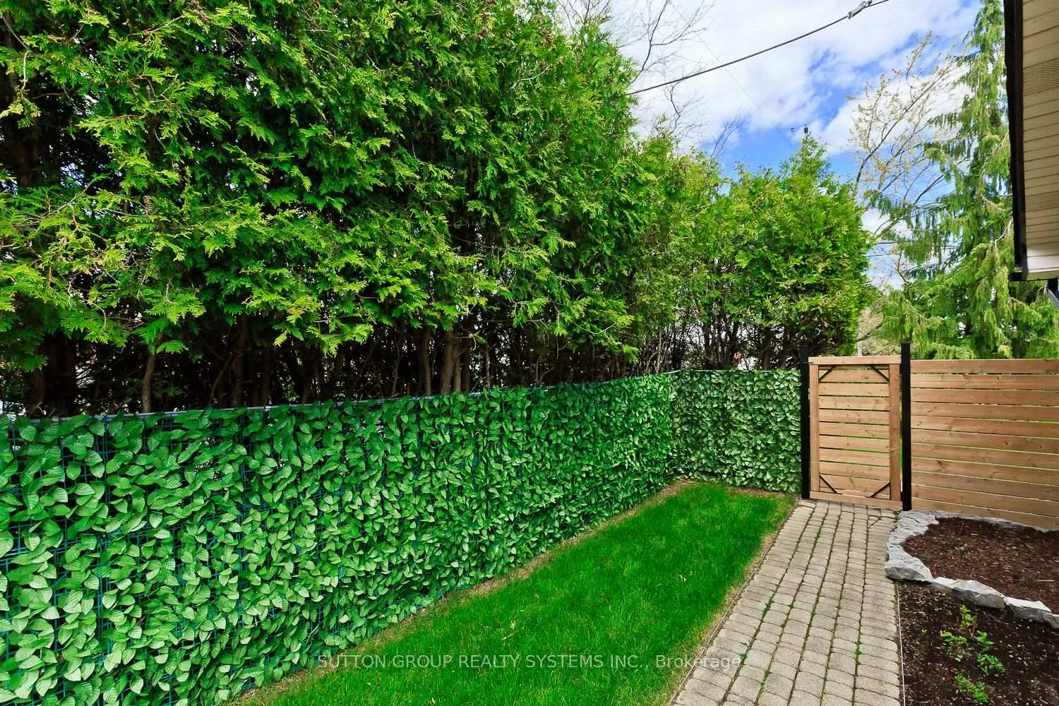 Photo 46 of 653 Winston Road, Grimsby, Grimsby Beach — HOMEH