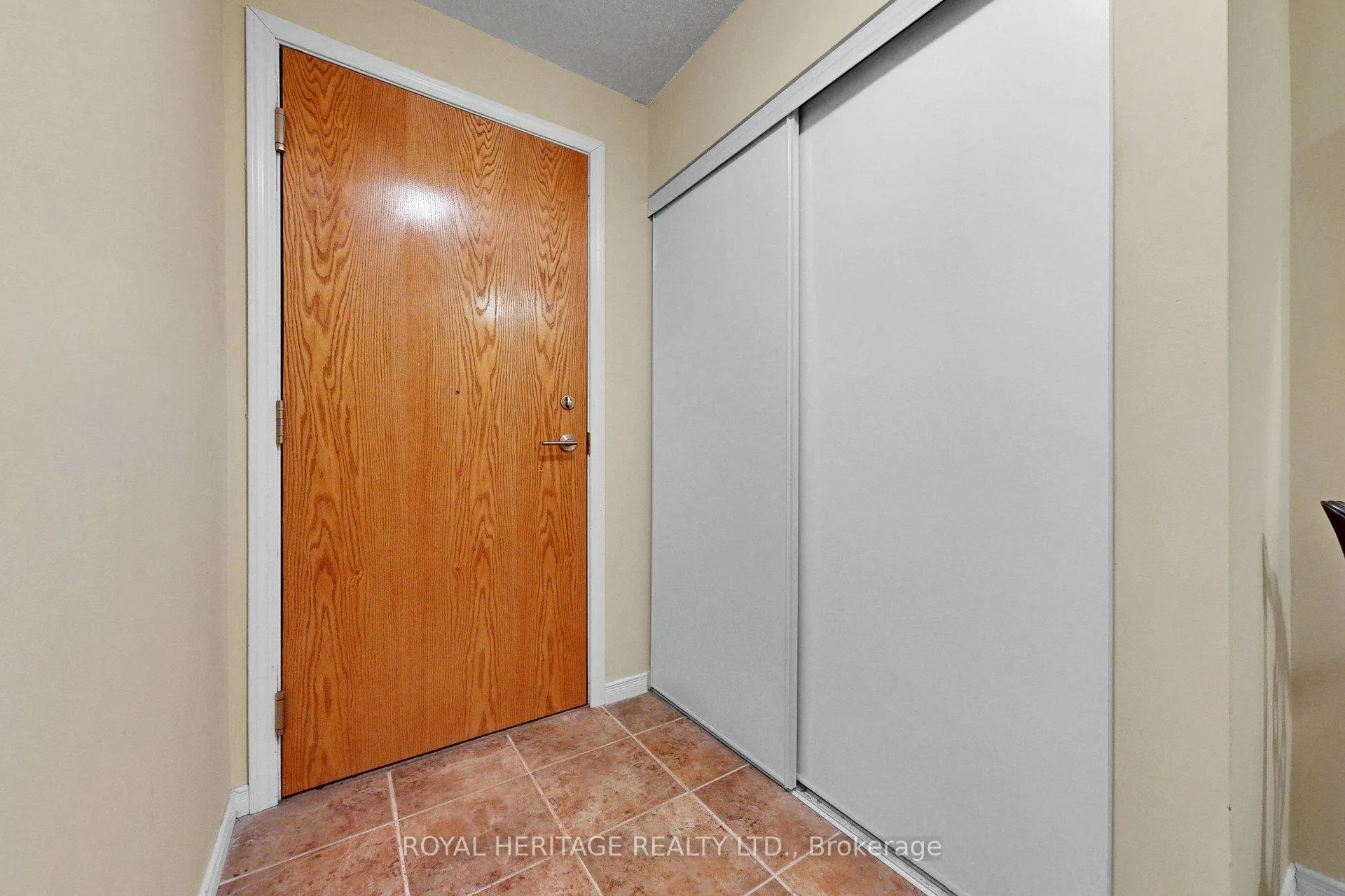 Photo 6 of Unit 112, 340 Watson Street W, Whitby, Port Whitby — HOMEH