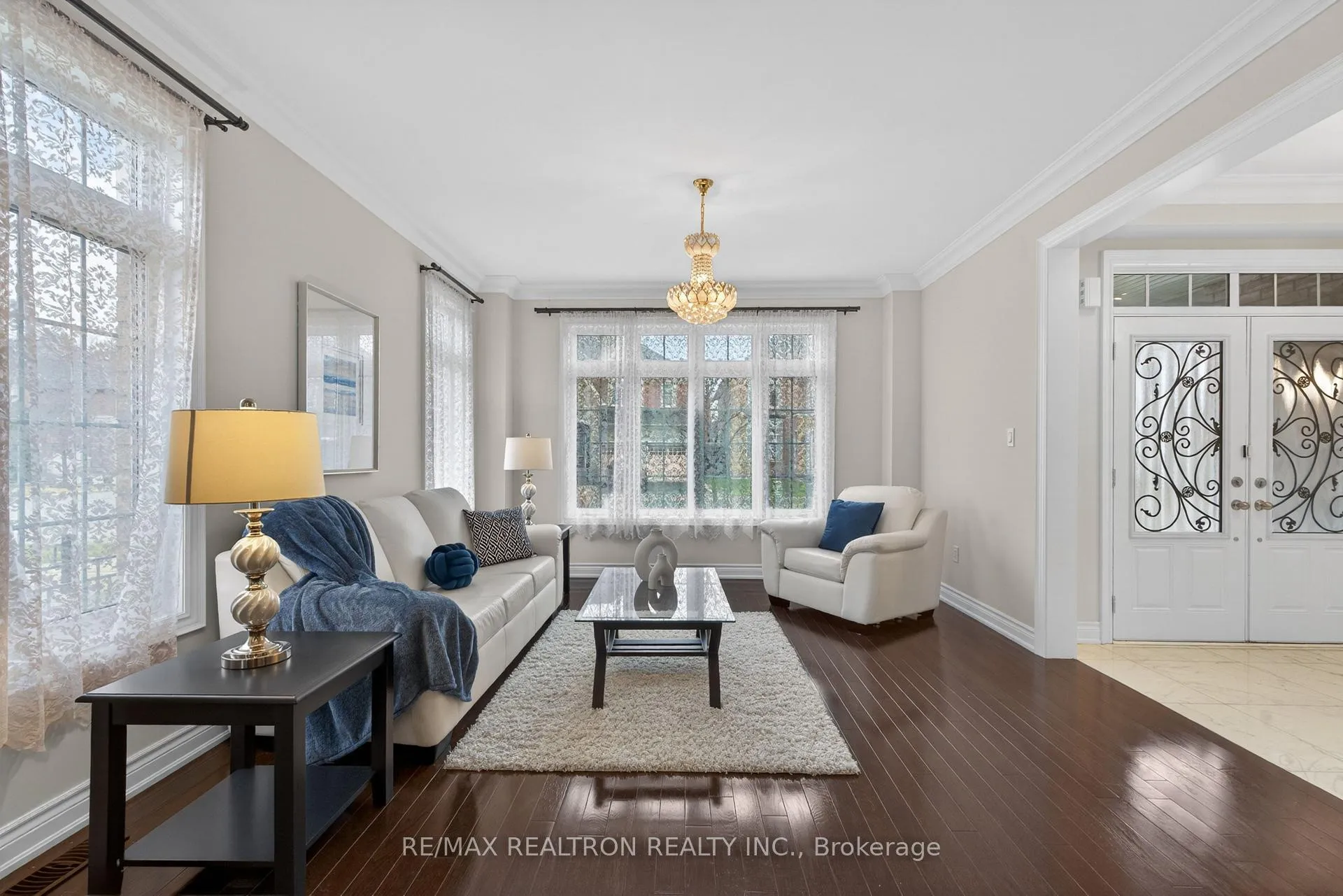 Photo 12 of 228 Upper Post Road, Vaughan, Patterson — HOMEH