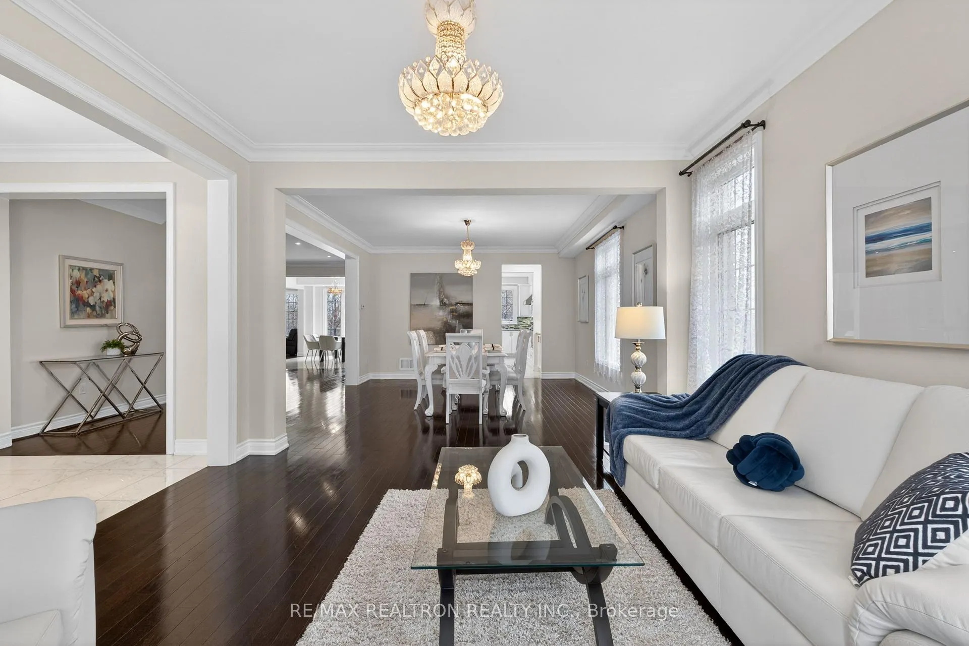 Photo 13 of 228 Upper Post Road, Vaughan, Patterson — HOMEH