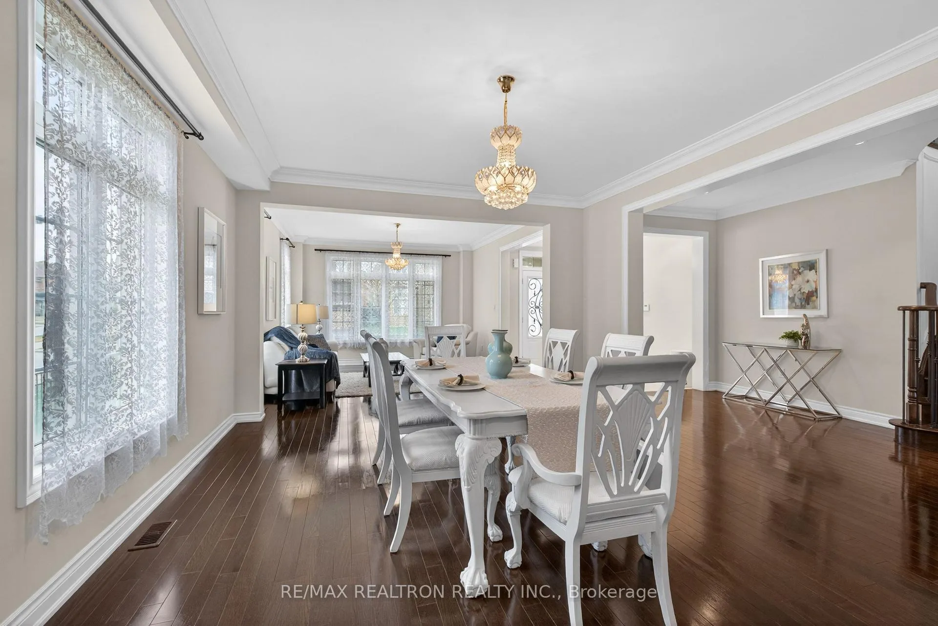 Photo 14 of 228 Upper Post Road, Vaughan, Patterson — HOMEH