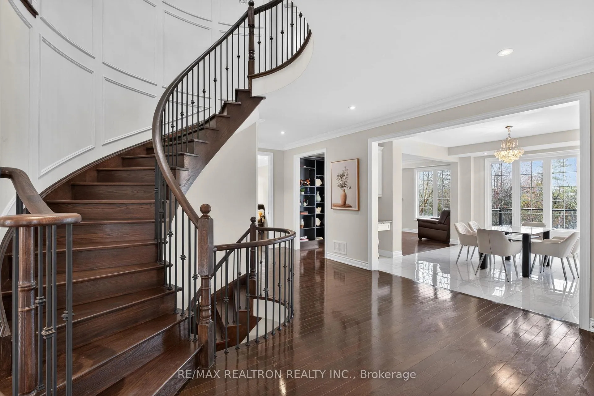 Photo 16 of 228 Upper Post Road, Vaughan, Patterson — HOMEH