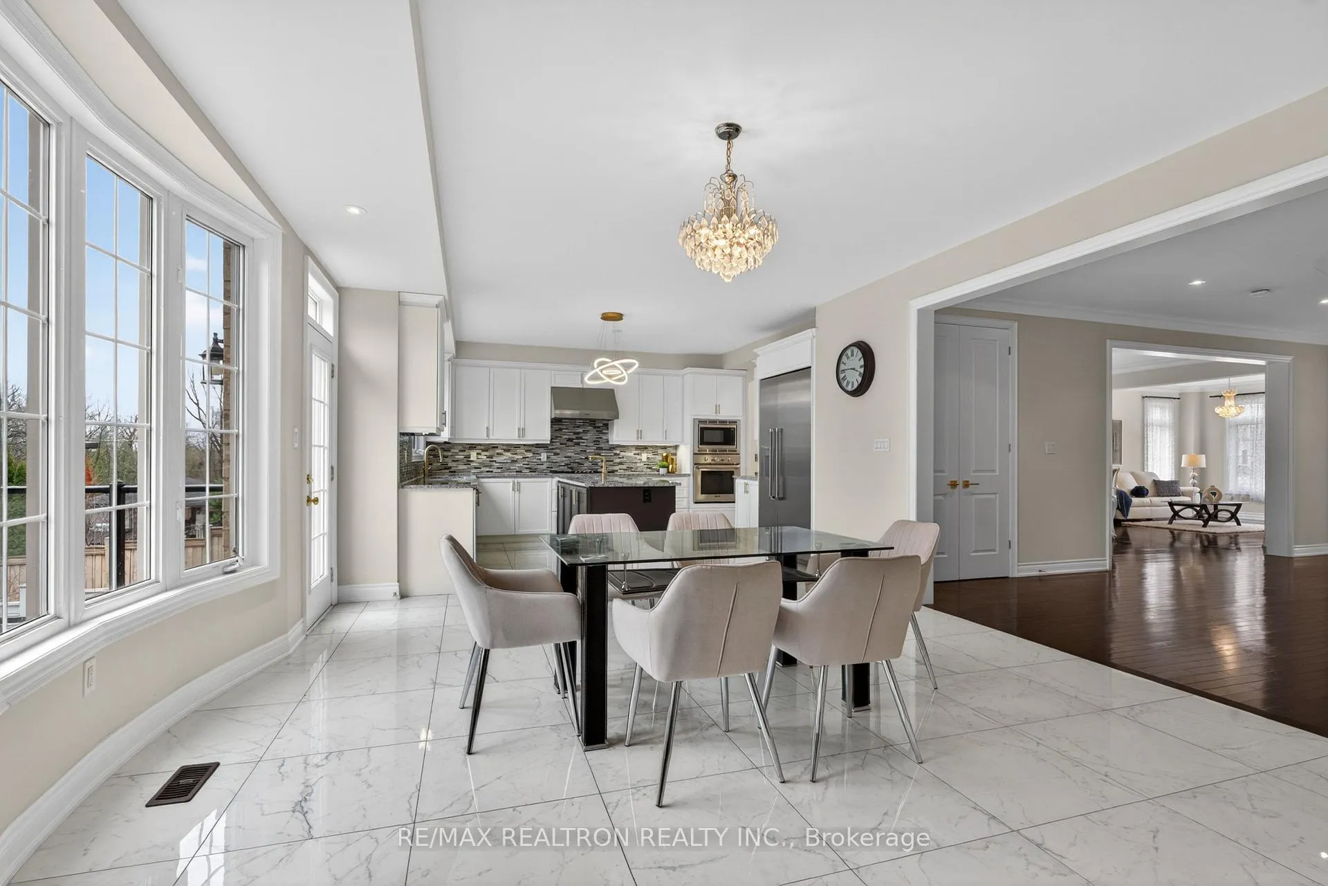 Photo 20 of 228 Upper Post Road, Vaughan, Patterson — HOMEH