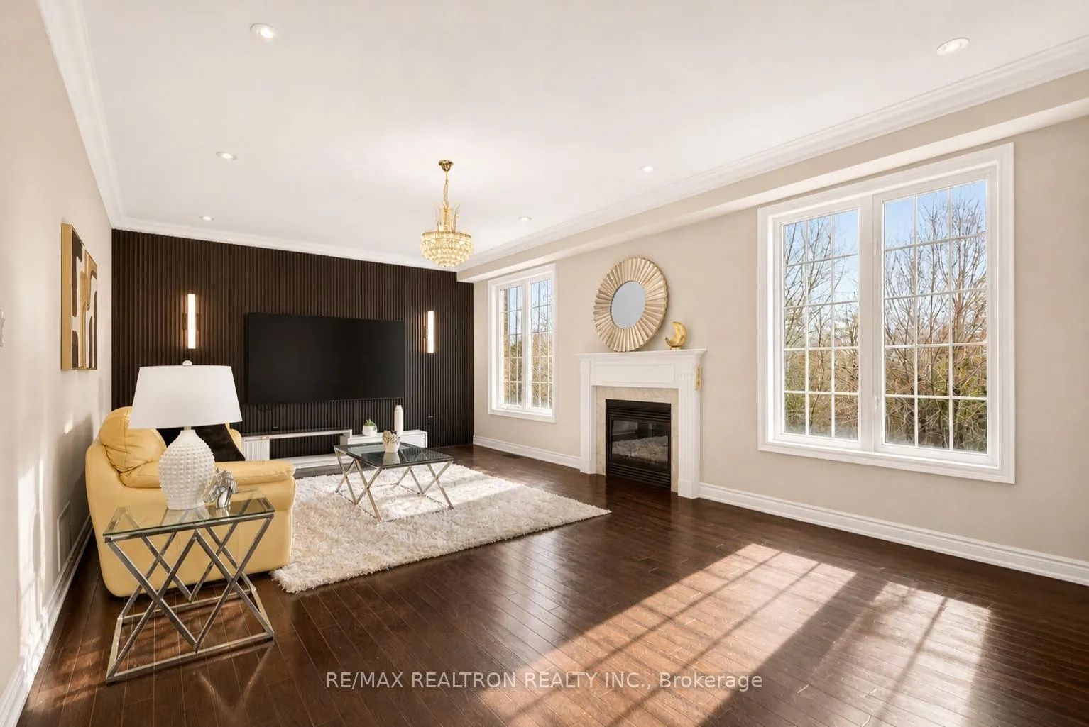 Photo 29 of 228 Upper Post Road, Vaughan, Patterson — HOMEH
