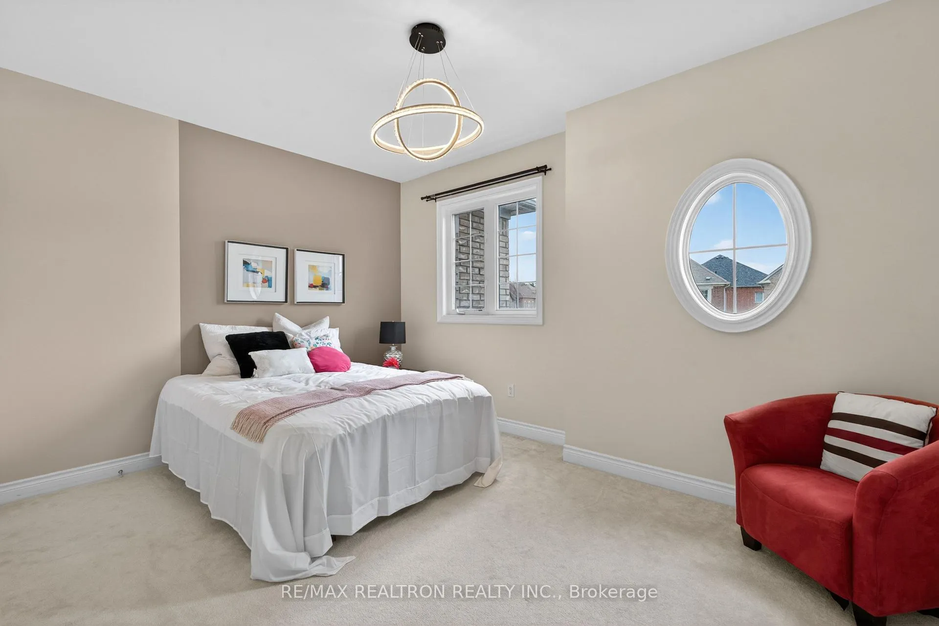 Photo 40 of 228 Upper Post Road, Vaughan, Patterson — HOMEH