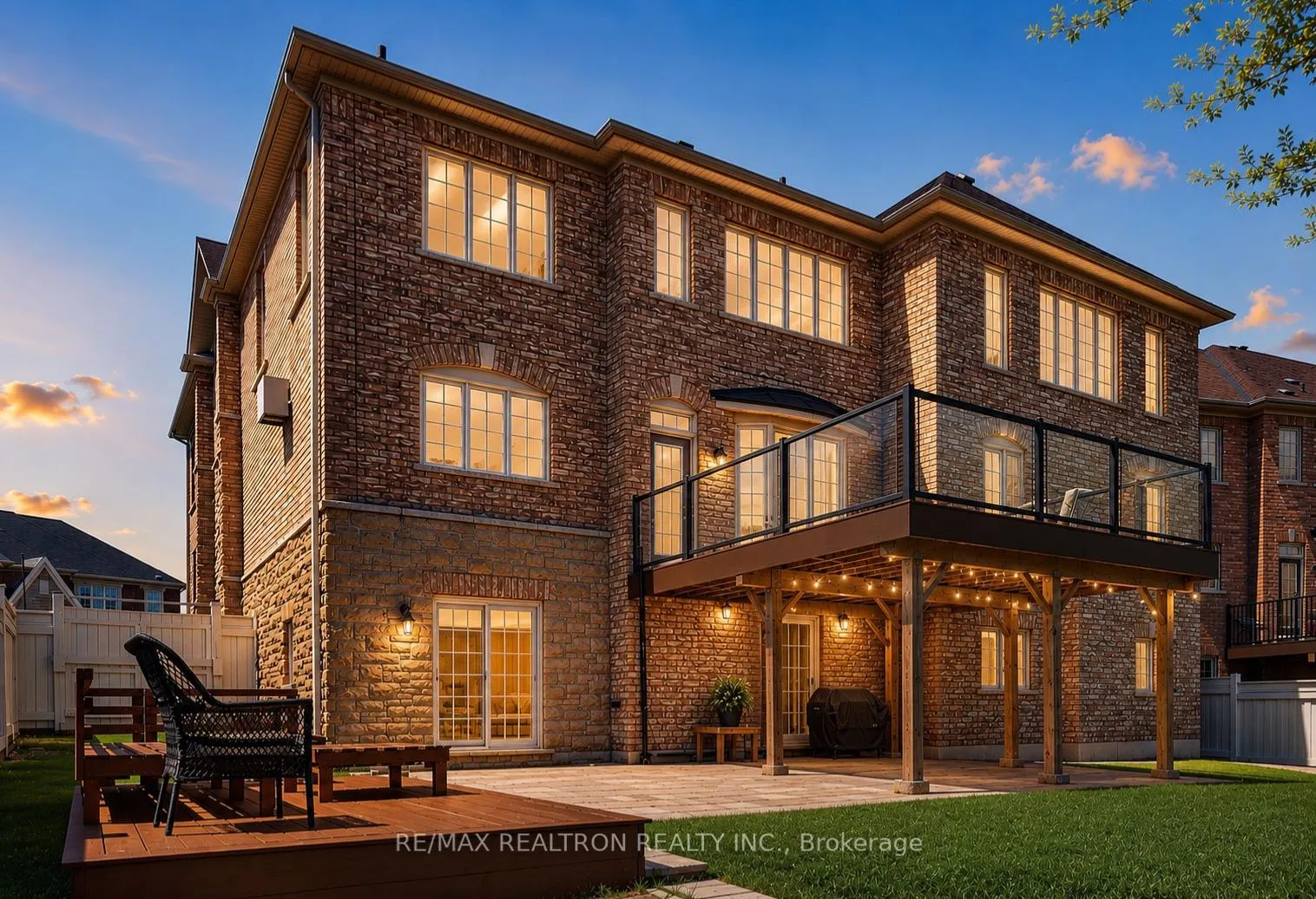 Photo 49 of 228 Upper Post Road, Vaughan, Patterson — HOMEH