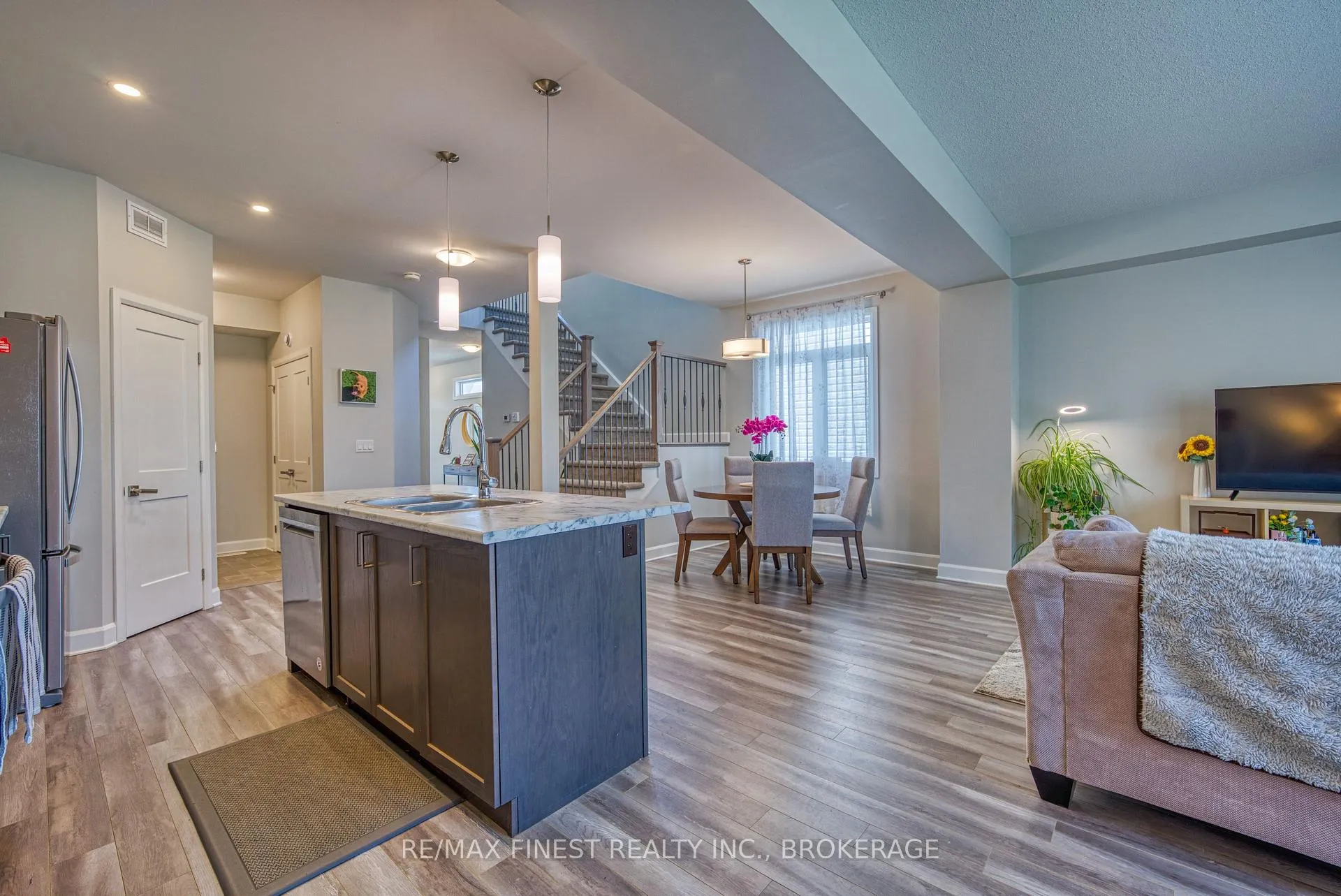 Photo 23 of 1372 Andersen Drive, Kingston, City Northwest — HOMEH