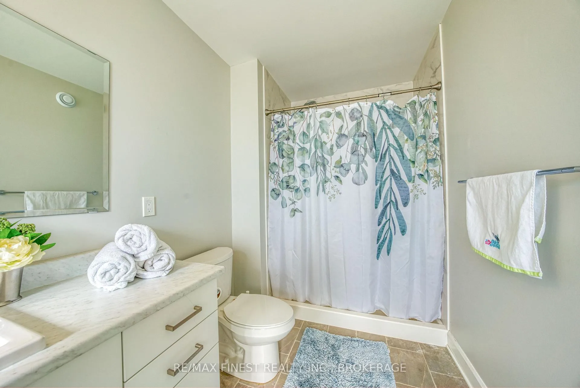 Photo 8 of 1372 Andersen Drive, Kingston, City Northwest — HOMEH
