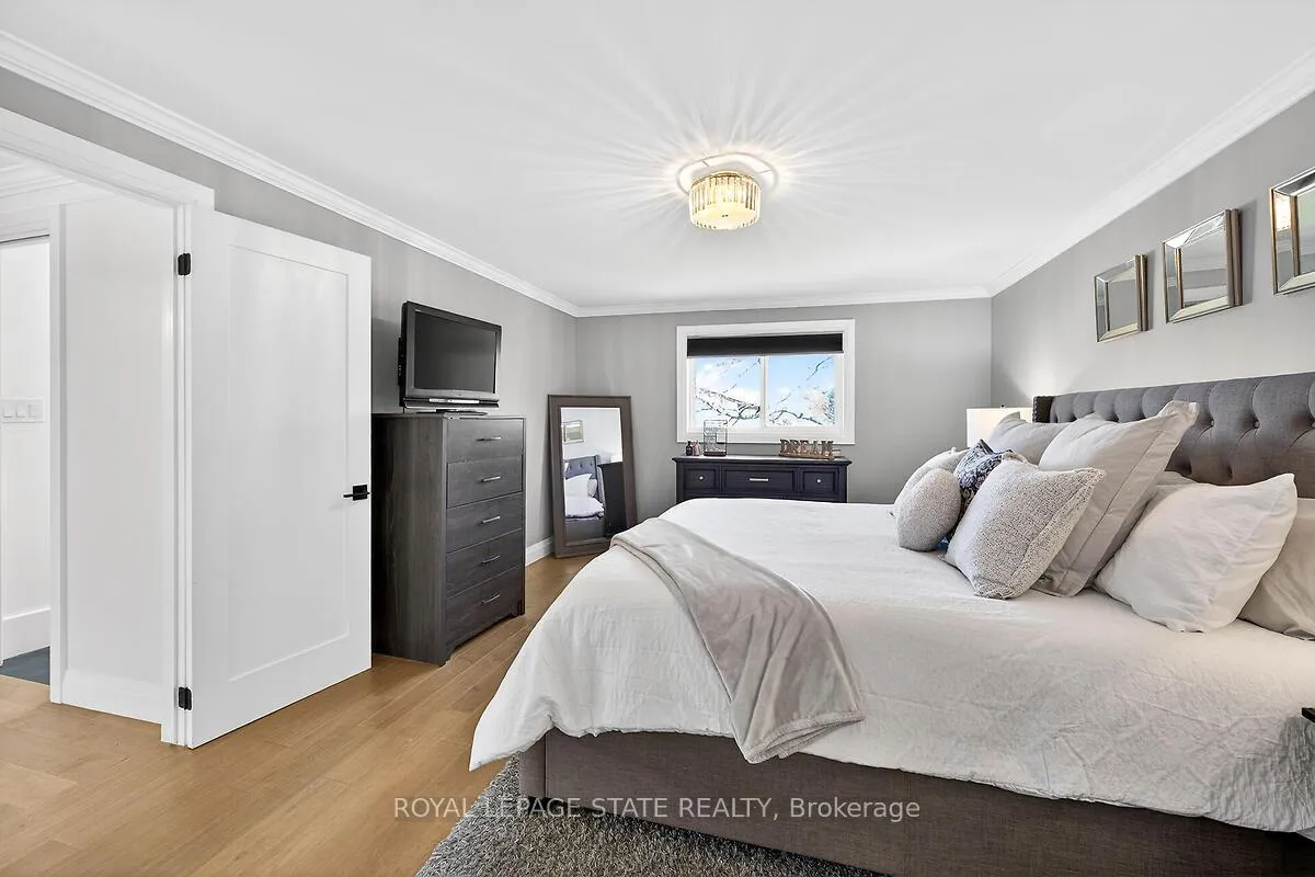 Photo 23 of 9 Ben Tirran Crescent, Hamilton, Stoney Creek — HOMEH