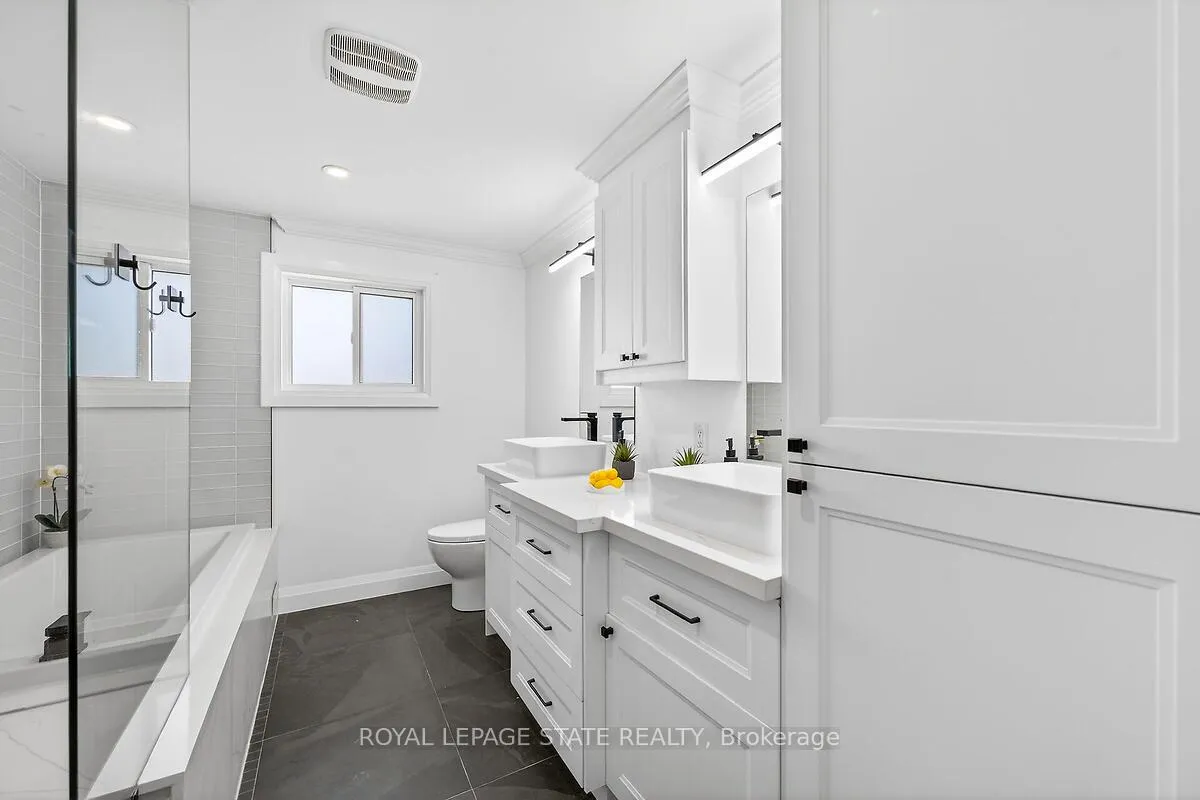 Photo 26 of 9 Ben Tirran Crescent, Hamilton, Stoney Creek — HOMEH