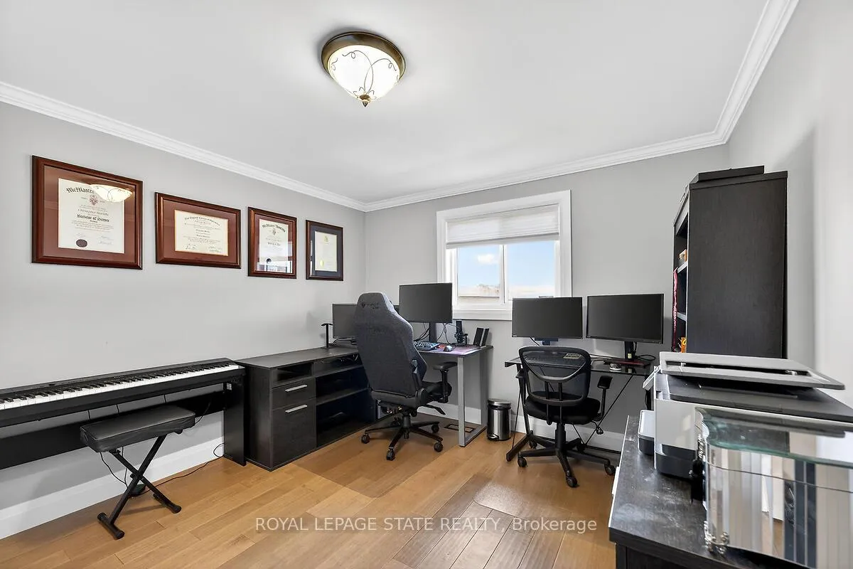 Photo 29 of 9 Ben Tirran Crescent, Hamilton, Stoney Creek — HOMEH