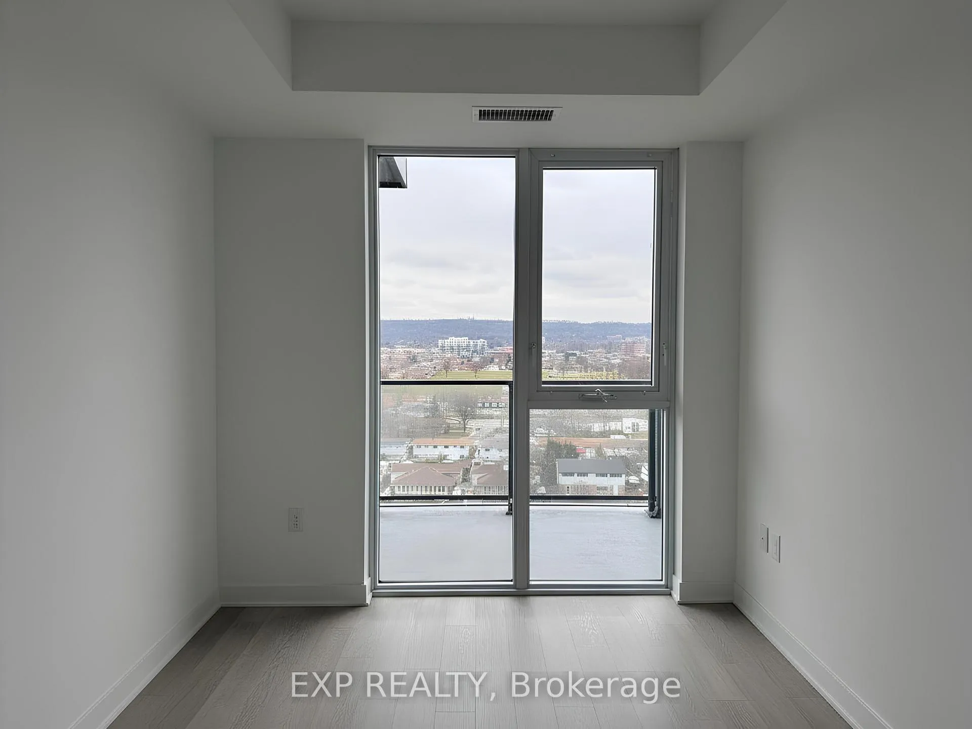 Photo 8 of Unit 1019, 2782 Barton Street E, Hamilton, Riverdale — HOMEH