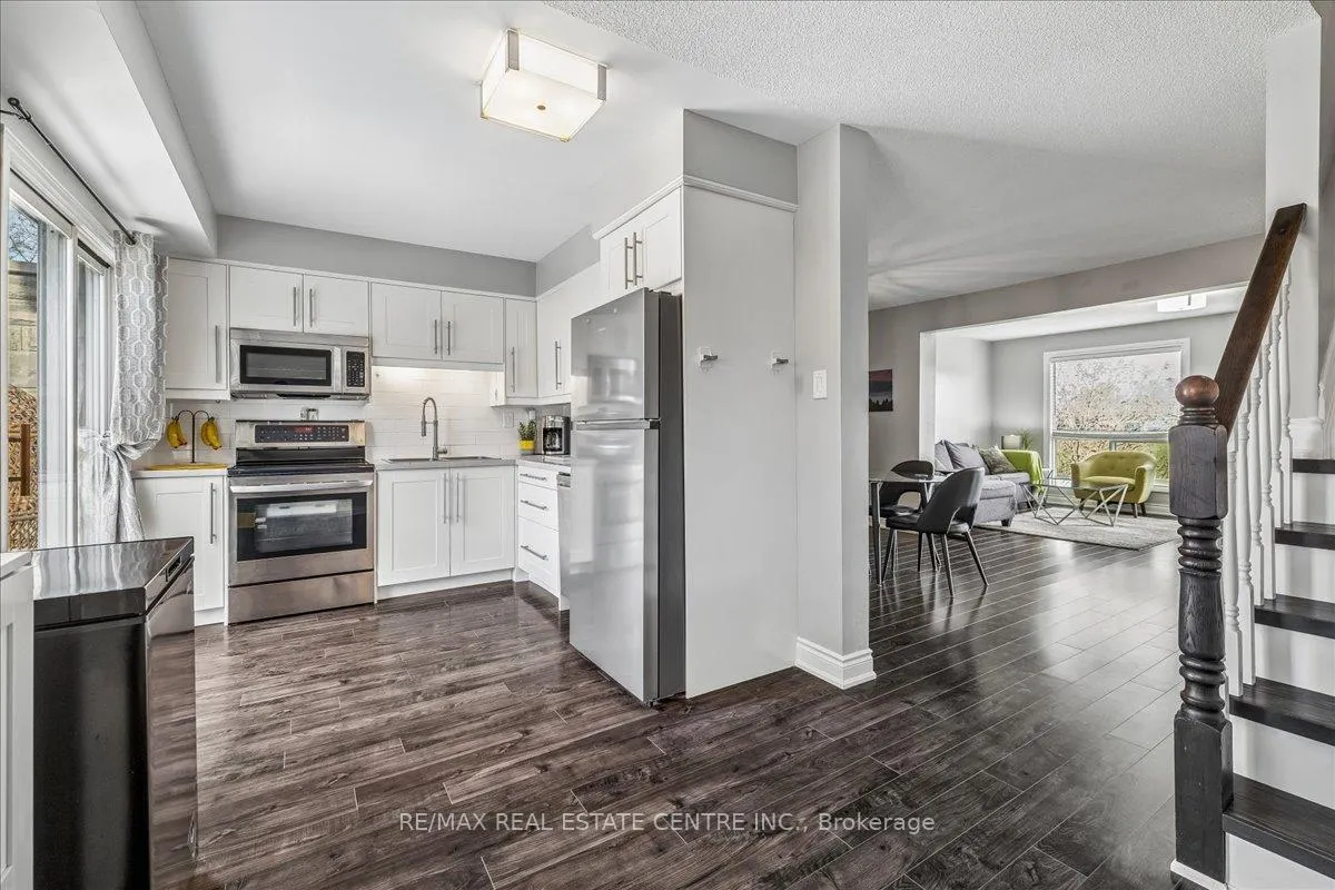 Photo 8 of Unit 49, 1155 Paramount Drive, Hamilton, Stoney Creek Mountain — HOMEH