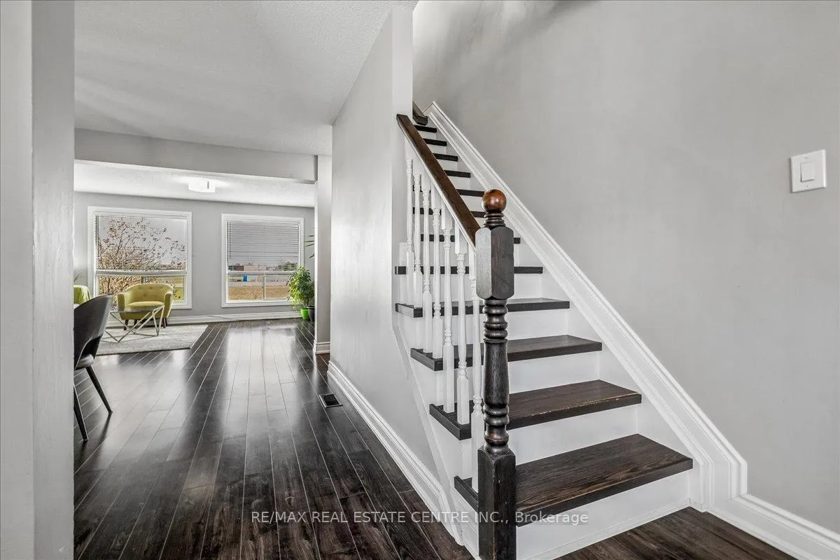 Photo 15 of Unit 49, 1155 Paramount Drive, Hamilton, Stoney Creek Mountain — HOMEH
