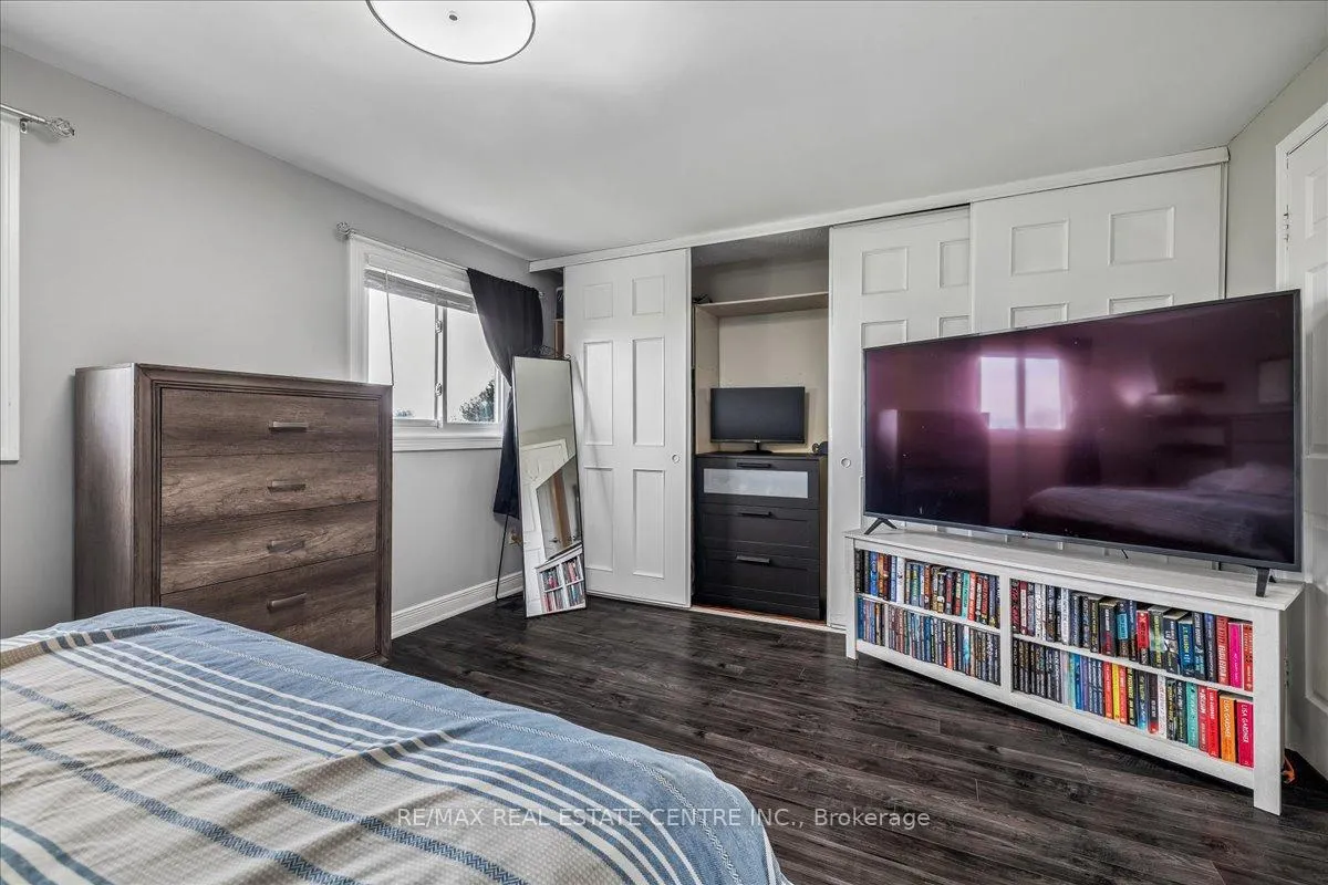 Photo 17 of Unit 49, 1155 Paramount Drive, Hamilton, Stoney Creek Mountain — HOMEH