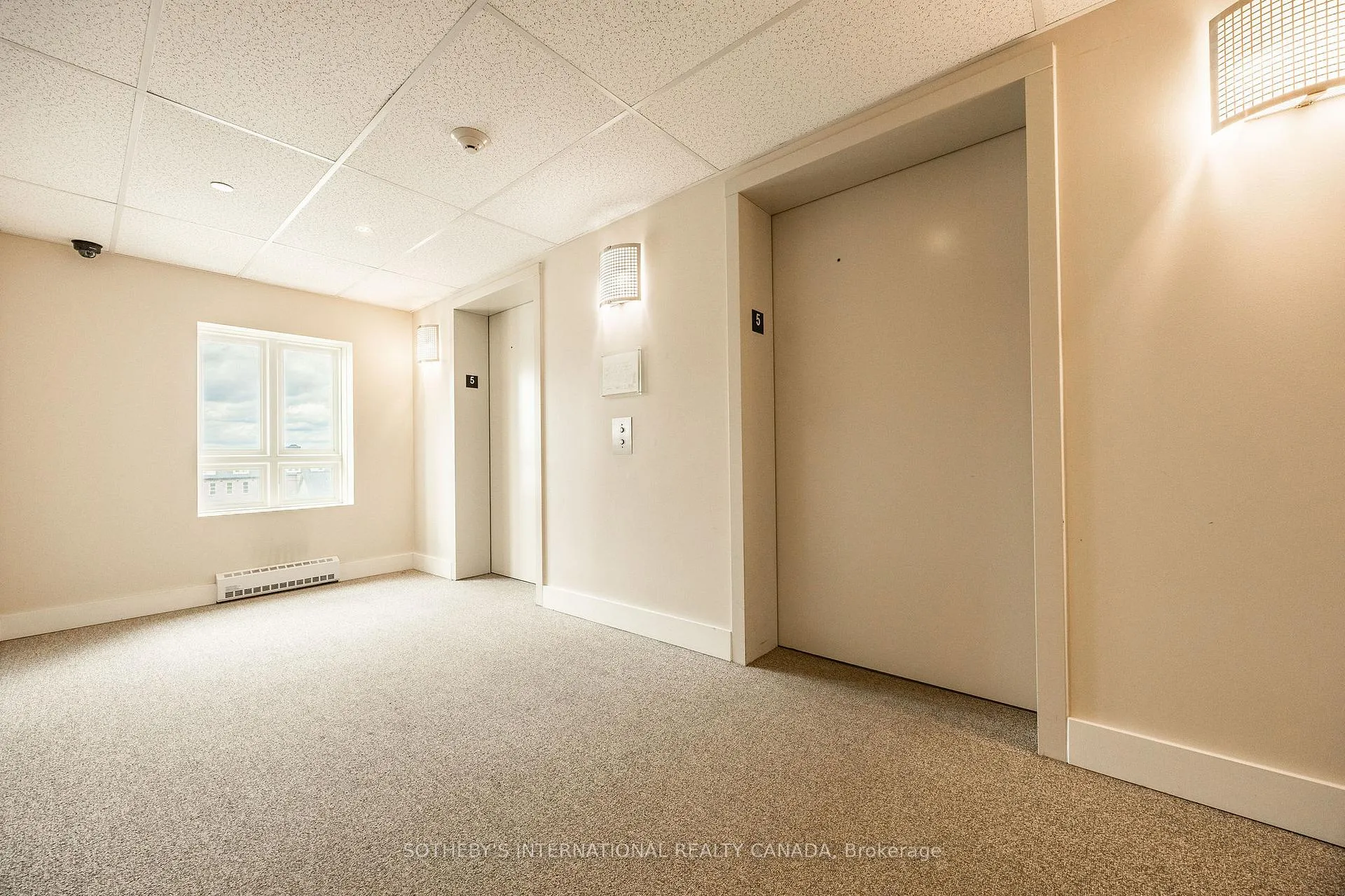 Photo 3 of Unit 502, 155 Water Street S, Cambridge — HOMEH