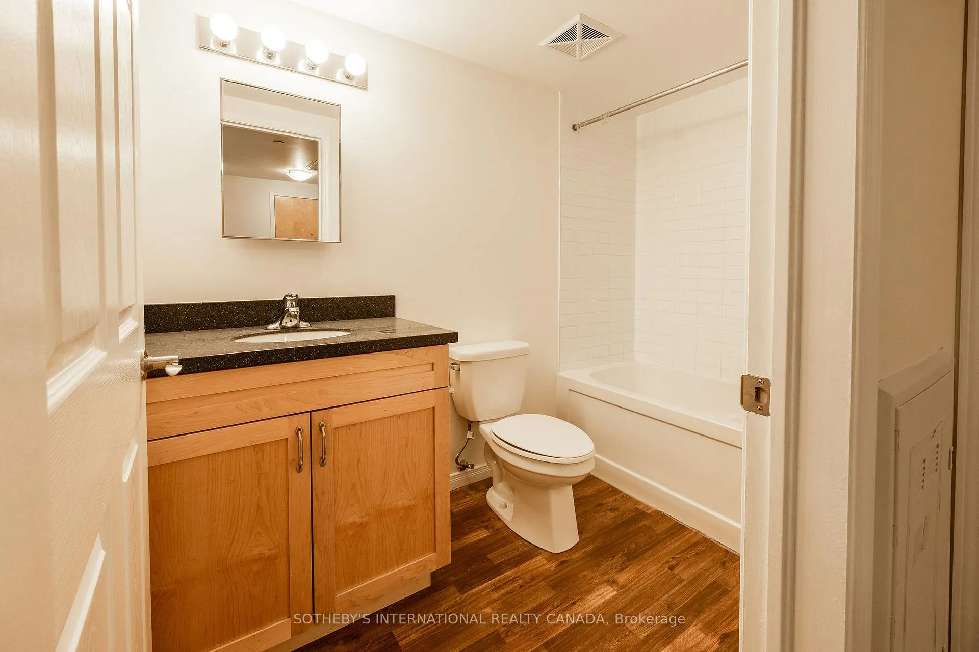 Photo 9 of Unit 502, 155 Water Street S, Cambridge — HOMEH