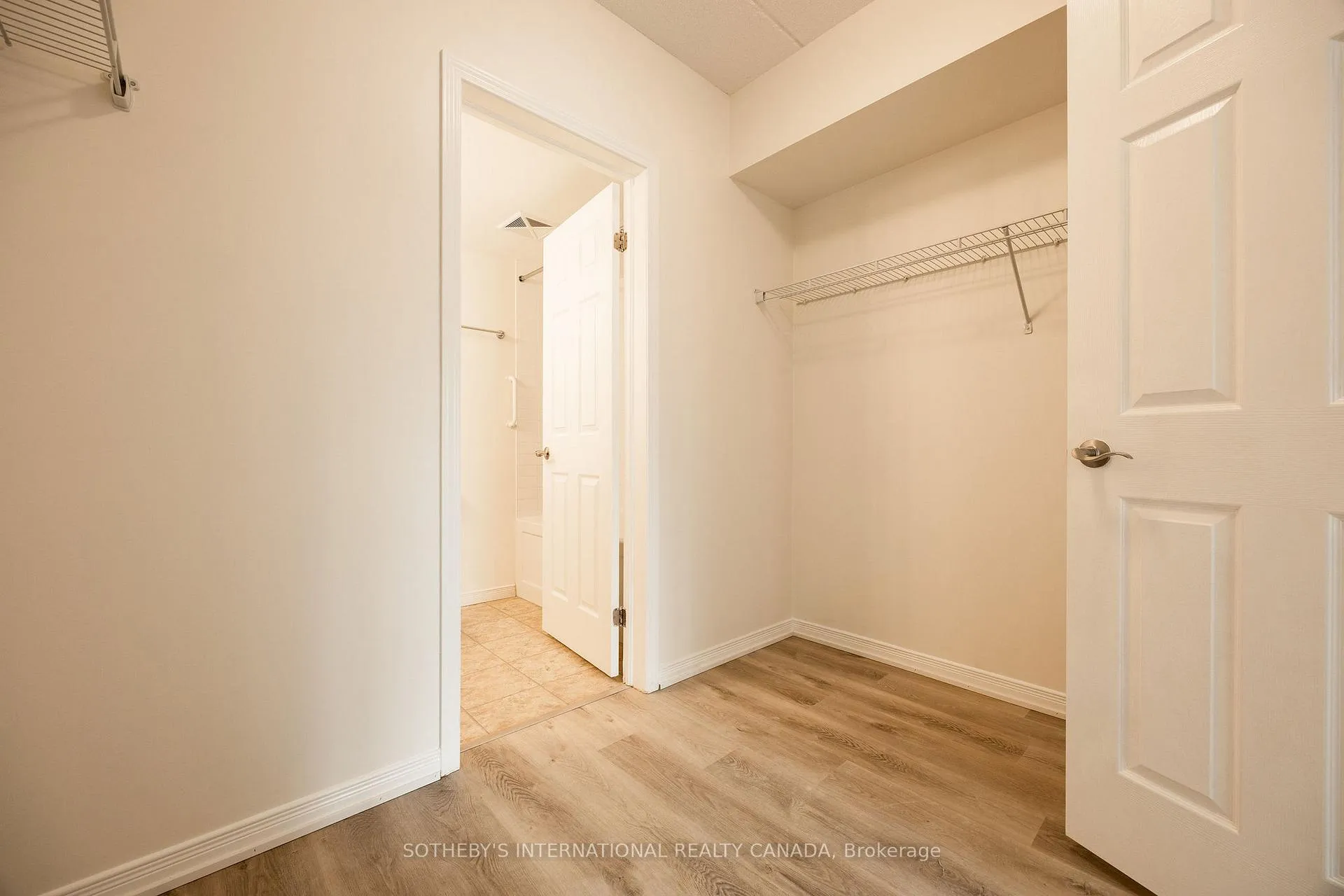 Photo 18 of Unit 502, 155 Water Street S, Cambridge — HOMEH