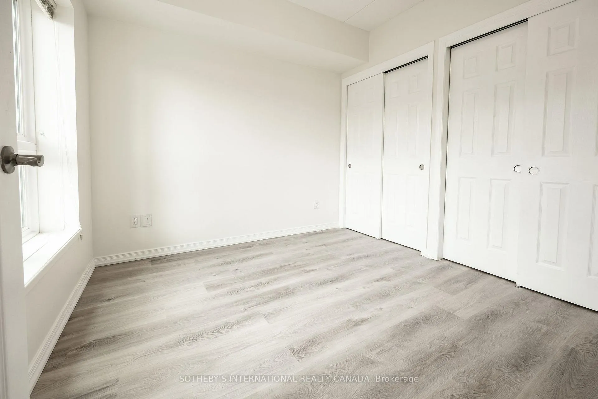 Photo 22 of Unit 502, 155 Water Street S, Cambridge — HOMEH