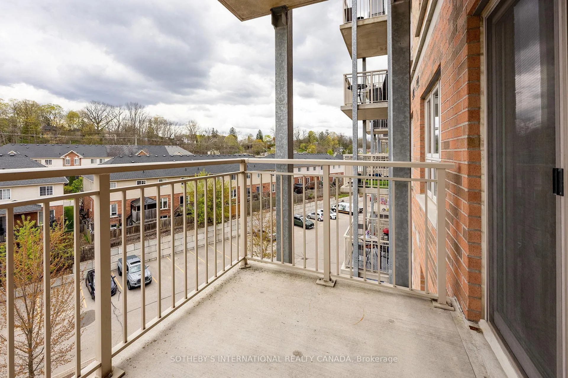 Photo 26 of Unit 502, 155 Water Street S, Cambridge — HOMEH