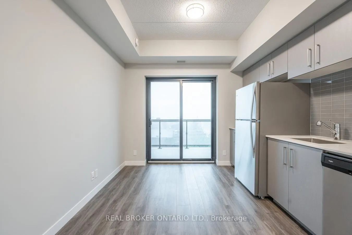 Photo 3 of Unit 906, 15 Queen Street S, Hamilton, Central — HOMEH