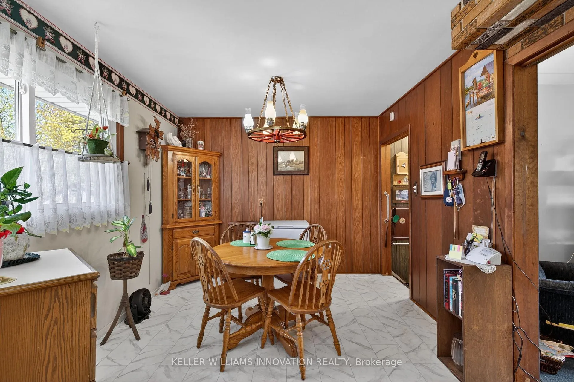 Photo 15 of 65 Algoma Drive, Guelph, Victoria North — HOMEH
