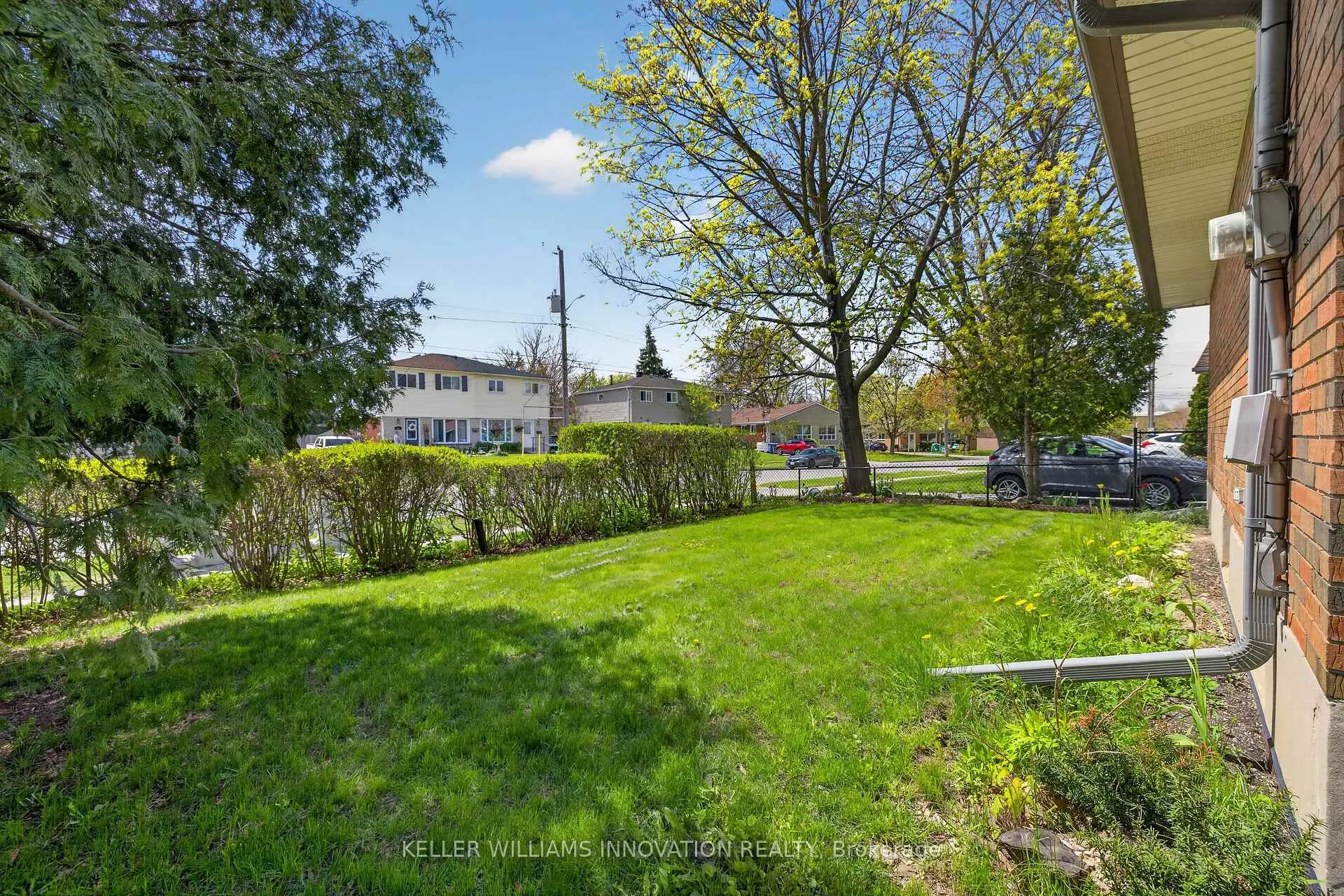 Photo 33 of 65 Algoma Drive, Guelph, Victoria North — HOMEH