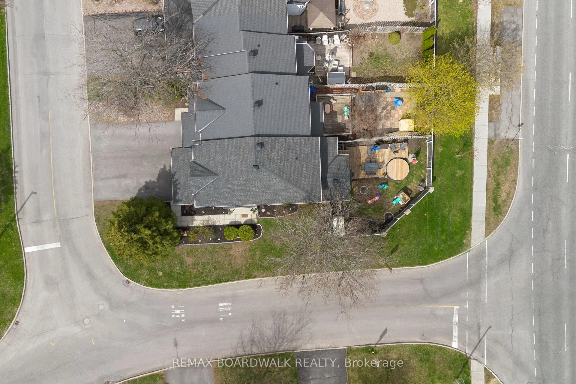Photo 46 of 1197 Lichen Avenue, Ottawa, Avalon East — HOMEH