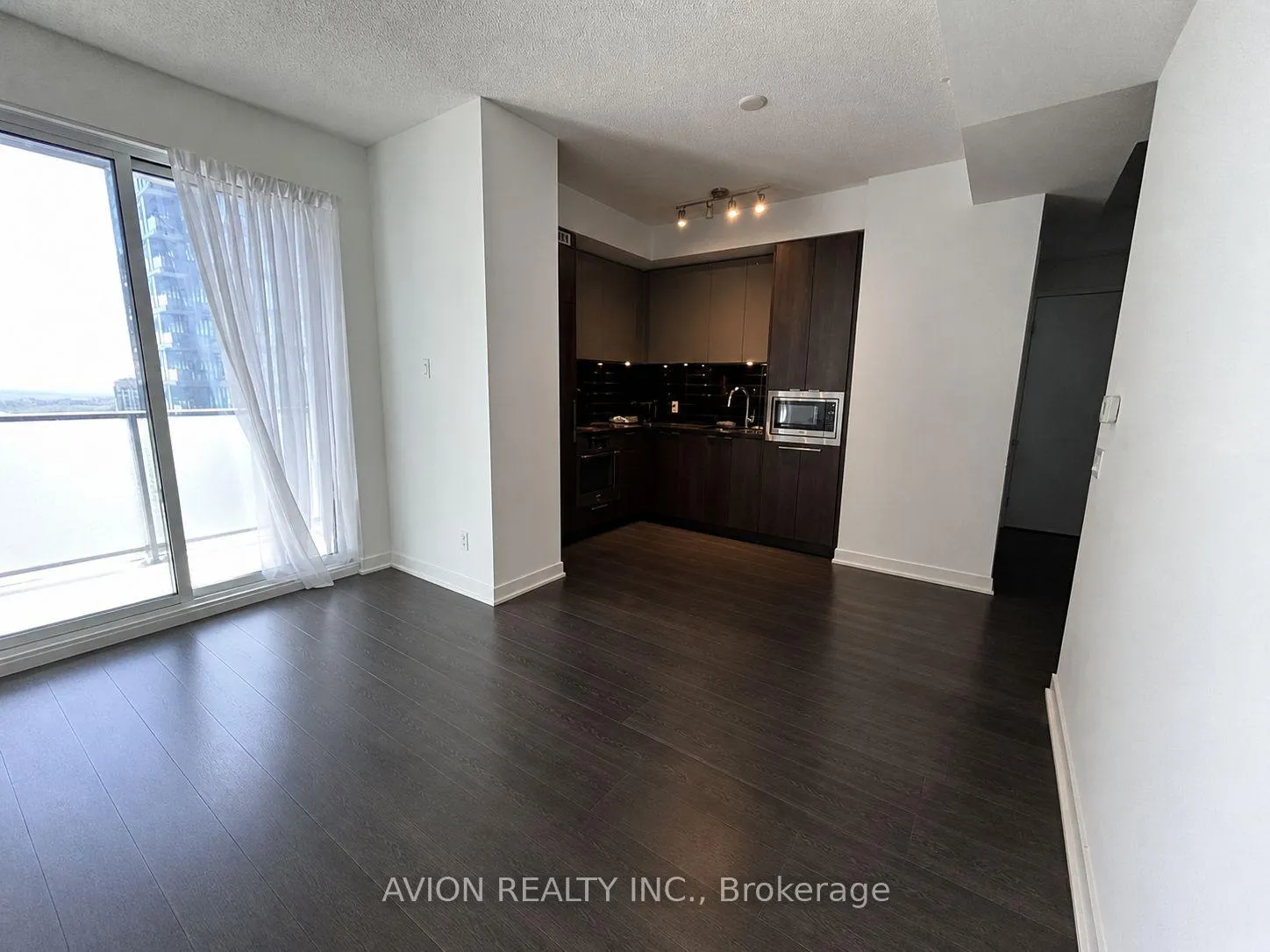 Photo 2 of Unit 4011, 125 Blue Jays Way, Toronto, Waterfront Communities — HOMEH