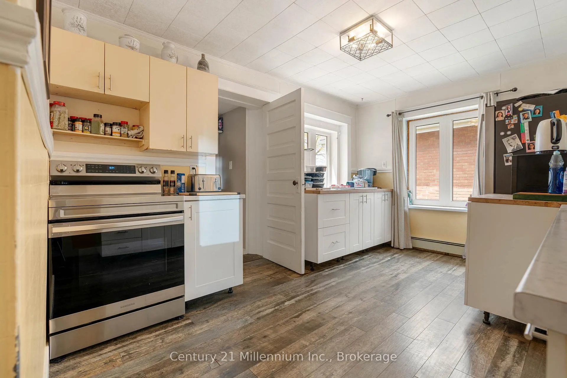 Photo 15 of 745 15th Street E, Owen Sound — HOMEH