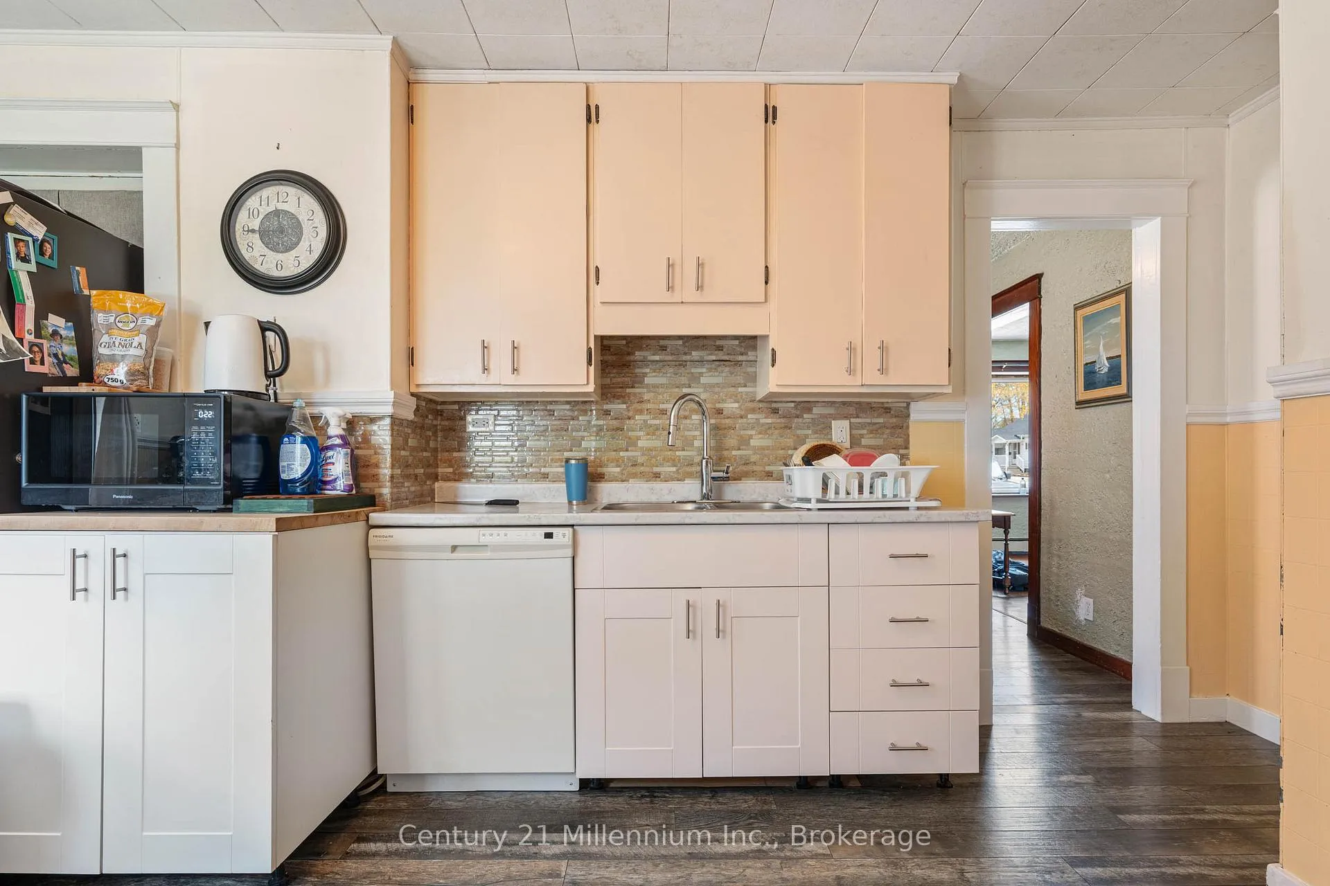 Photo 18 of 745 15th Street E, Owen Sound — HOMEH