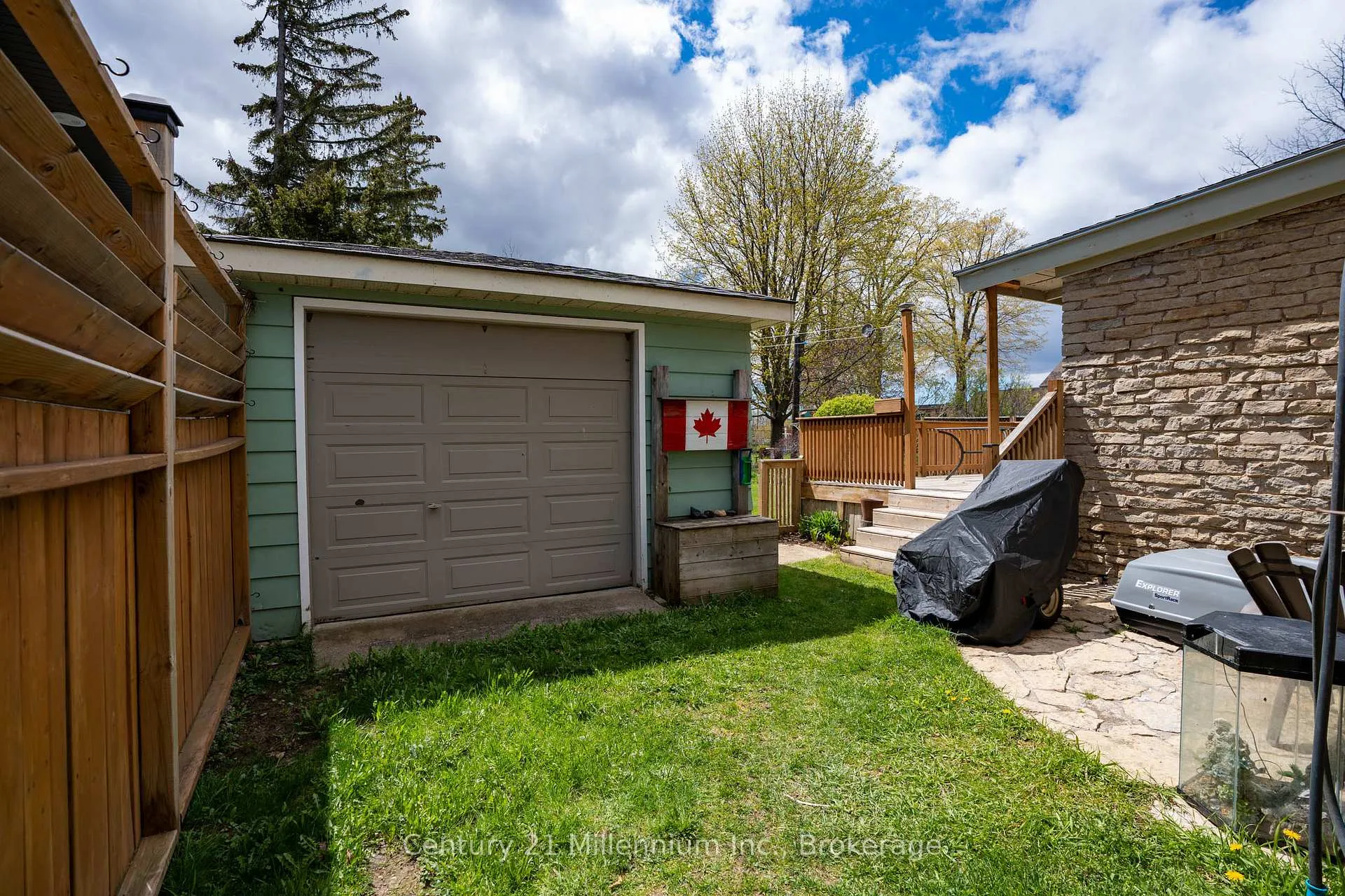 Photo 33 of 745 15th Street E, Owen Sound — HOMEH