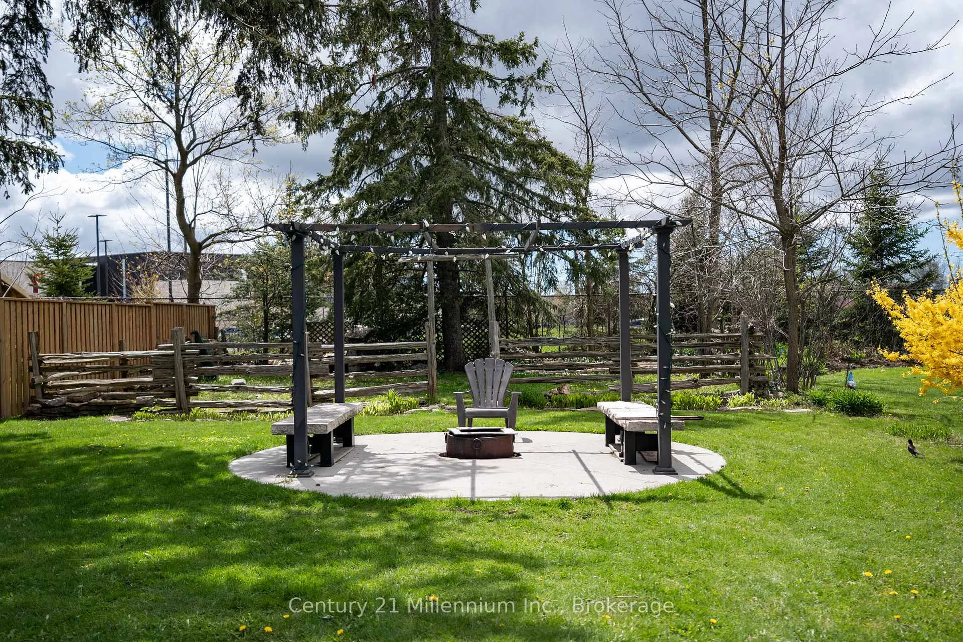 Photo 39 of 745 15th Street E, Owen Sound — HOMEH