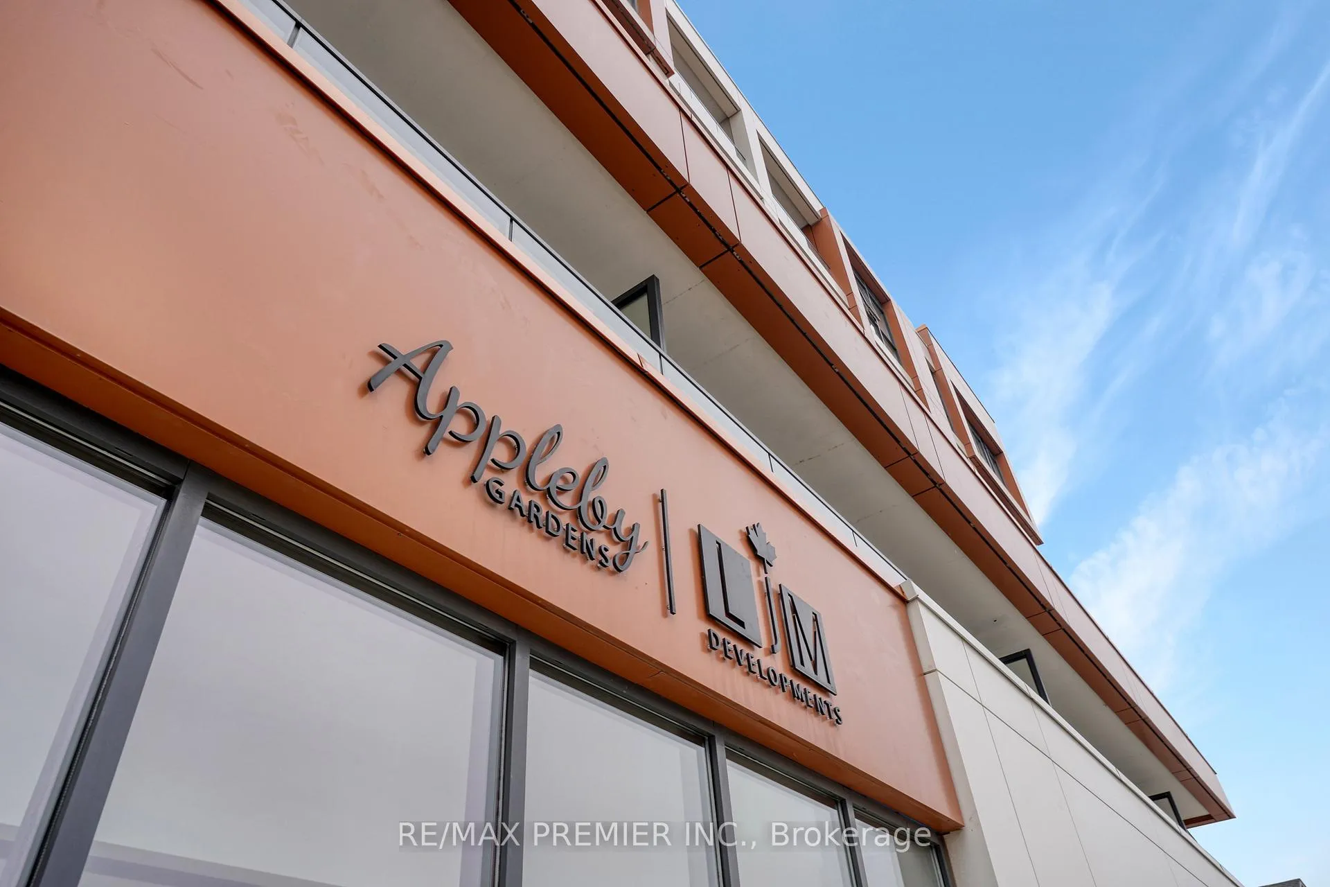 Photo 5 of Unit 409, 5001 Corporate Drive, Burlington, Uptown — HOMEH