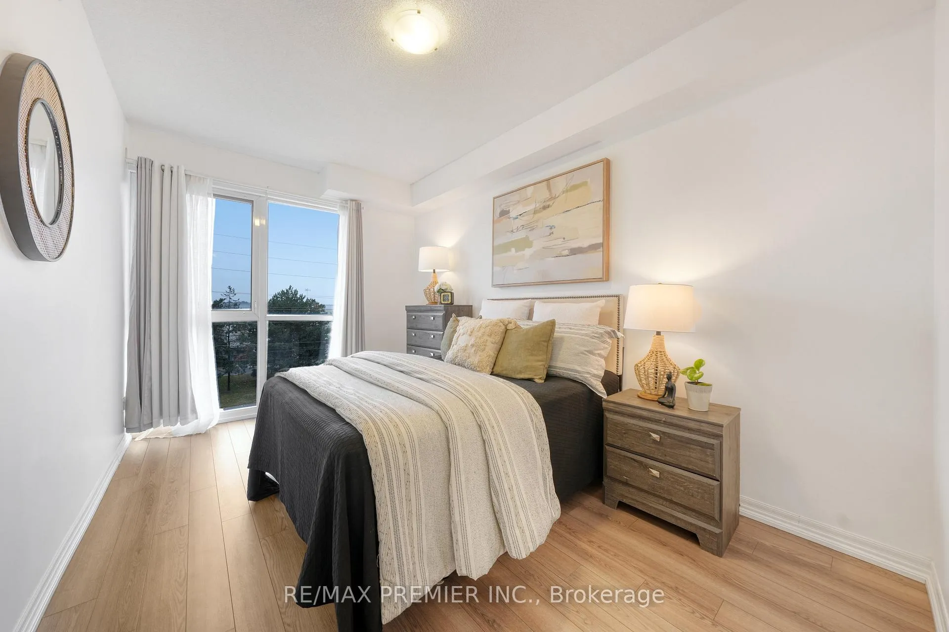 Photo 13 of Unit 409, 5001 Corporate Drive, Burlington, Uptown — HOMEH