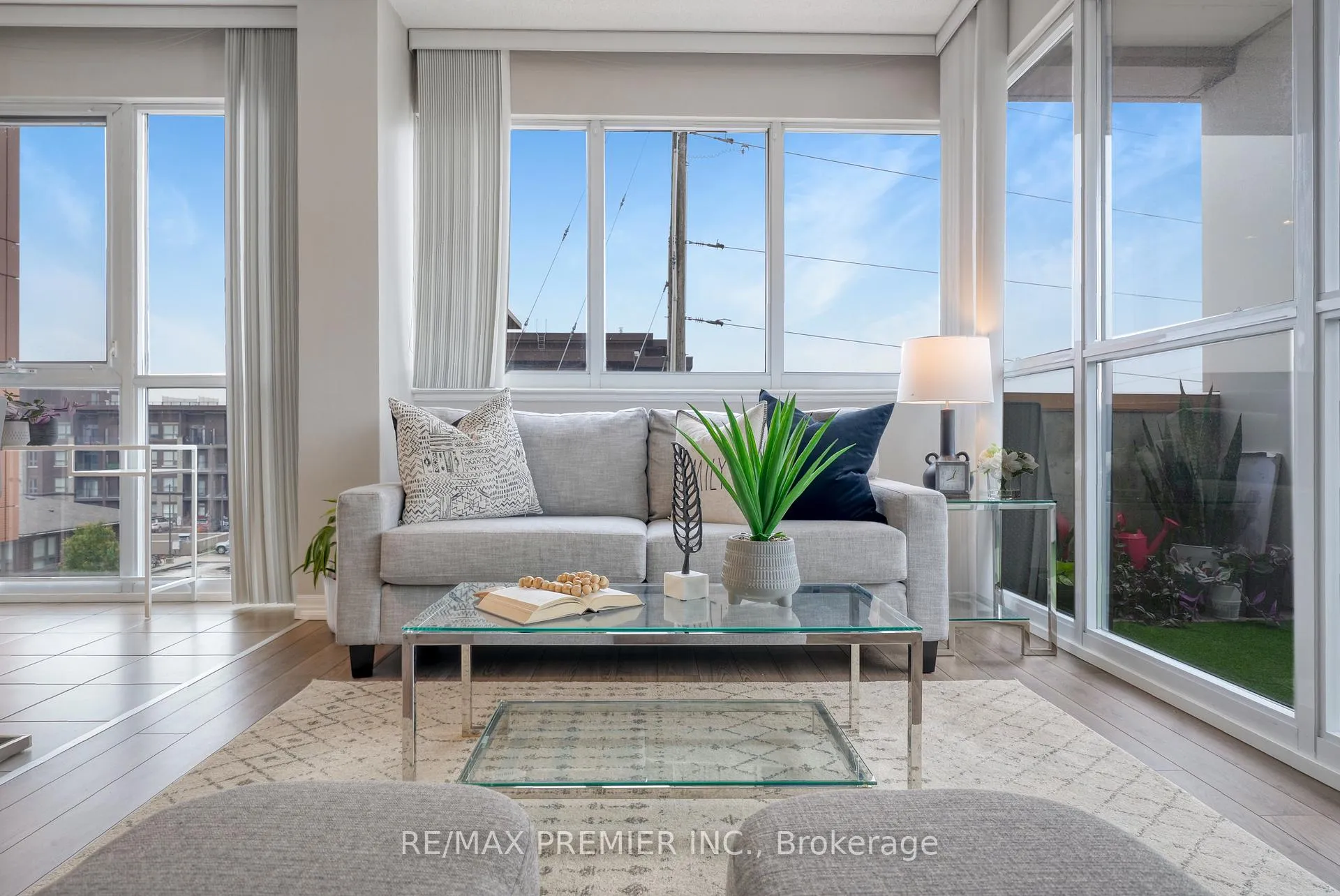 Photo 15 of Unit 409, 5001 Corporate Drive, Burlington, Uptown — HOMEH