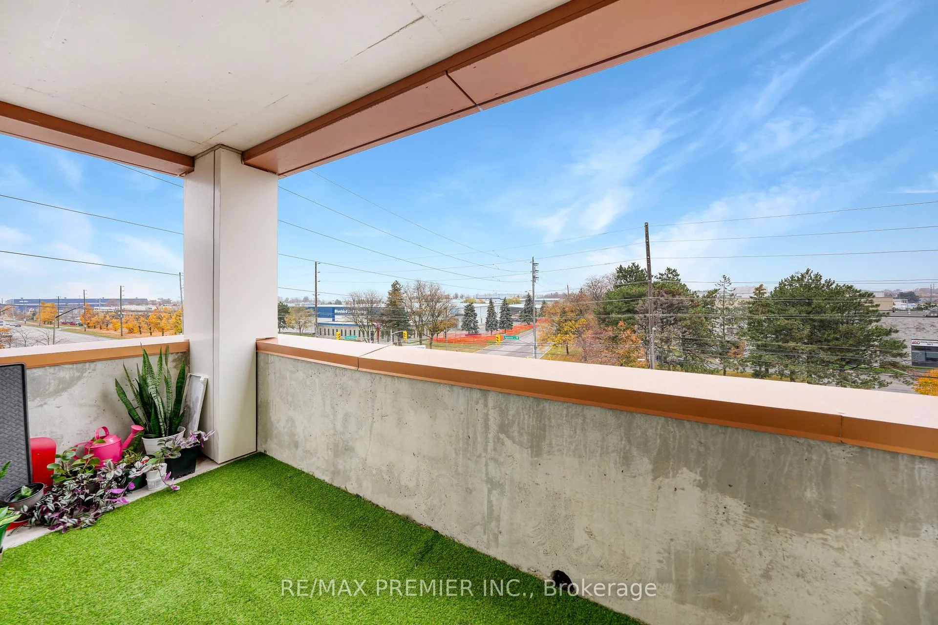 Photo 21 of Unit 409, 5001 Corporate Drive, Burlington, Uptown — HOMEH