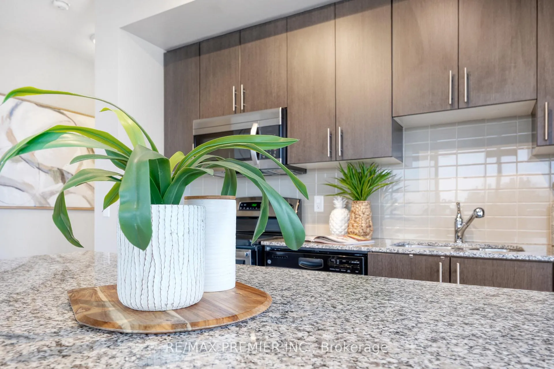 Photo 29 of Unit 409, 5001 Corporate Drive, Burlington, Uptown — HOMEH