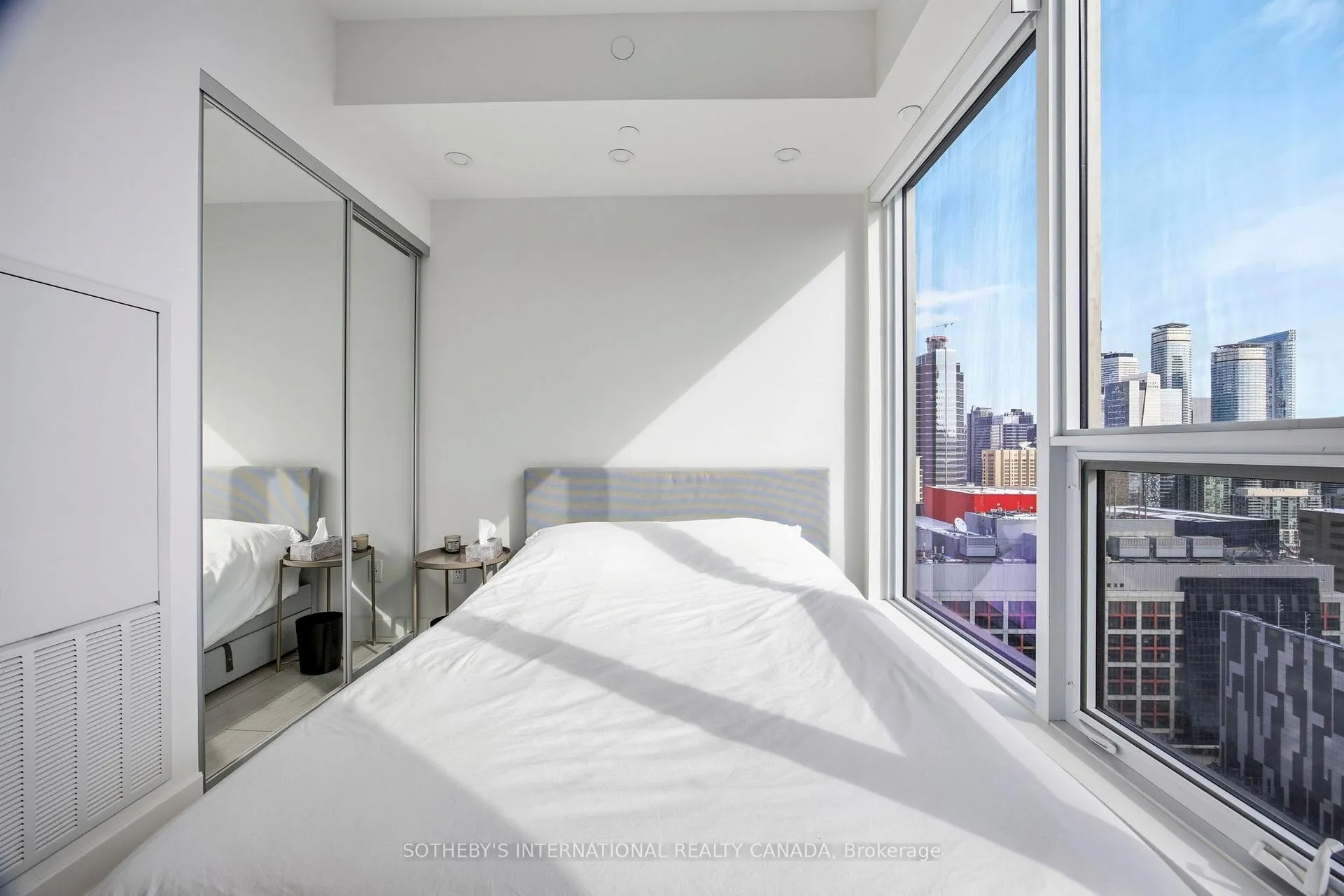 Photo 26 of Unit 2410, 35 Mercer Street, Toronto, Waterfront Communities — HOMEH