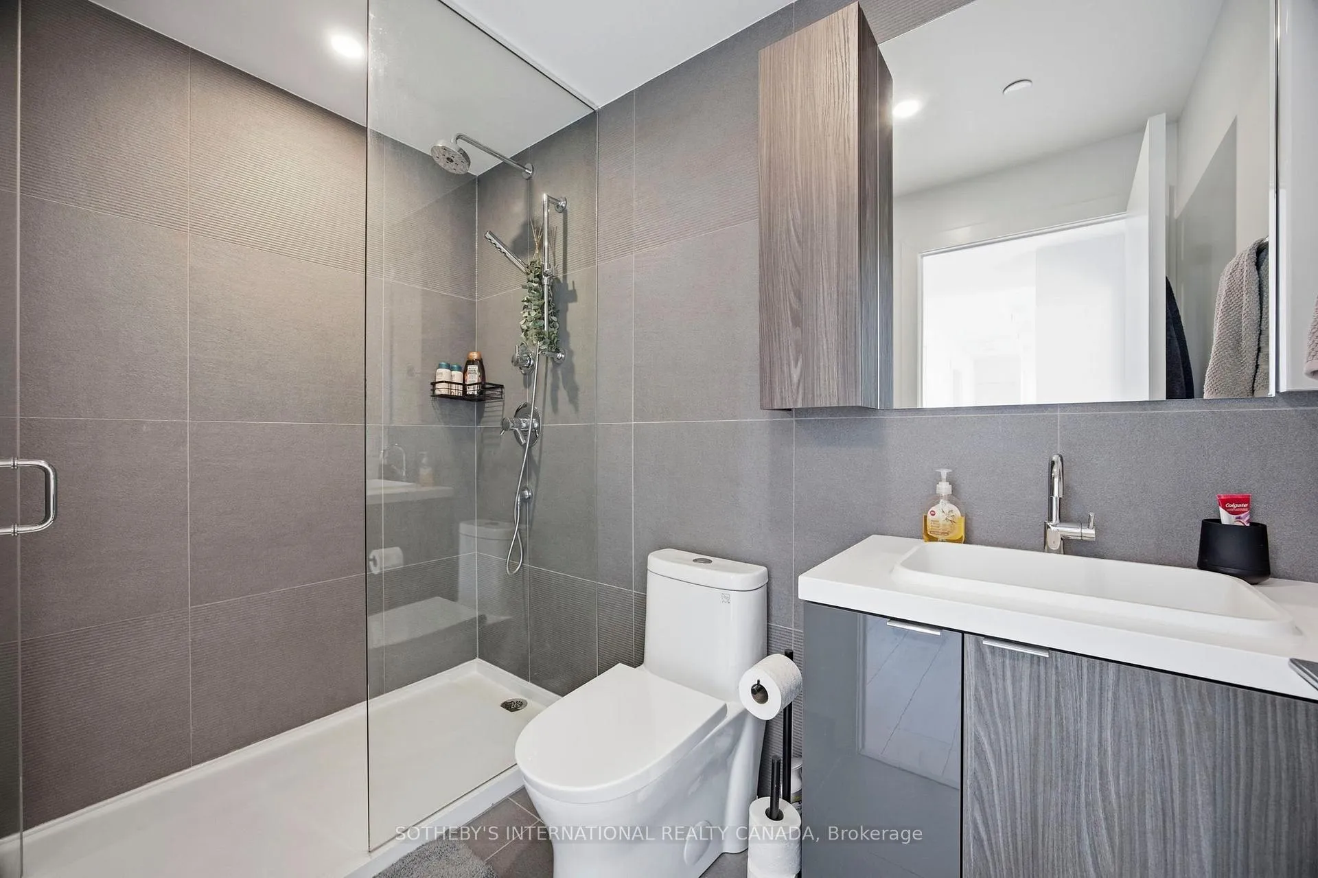 Photo 27 of Unit 2410, 35 Mercer Street, Toronto, Waterfront Communities — HOMEH