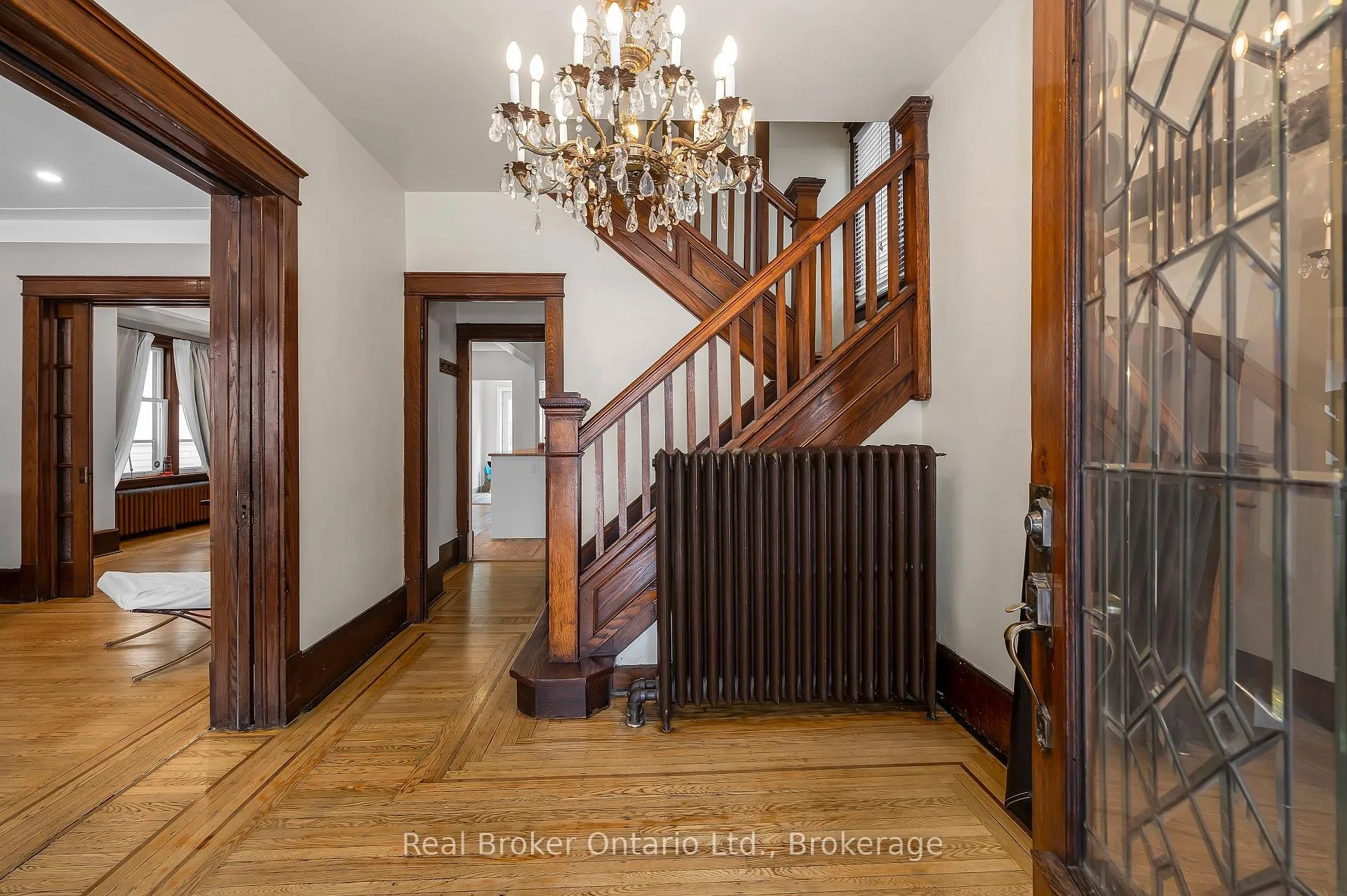 Photo 3 of 77 Proctor Boulevard, Hamilton, Gibson — HOMEH