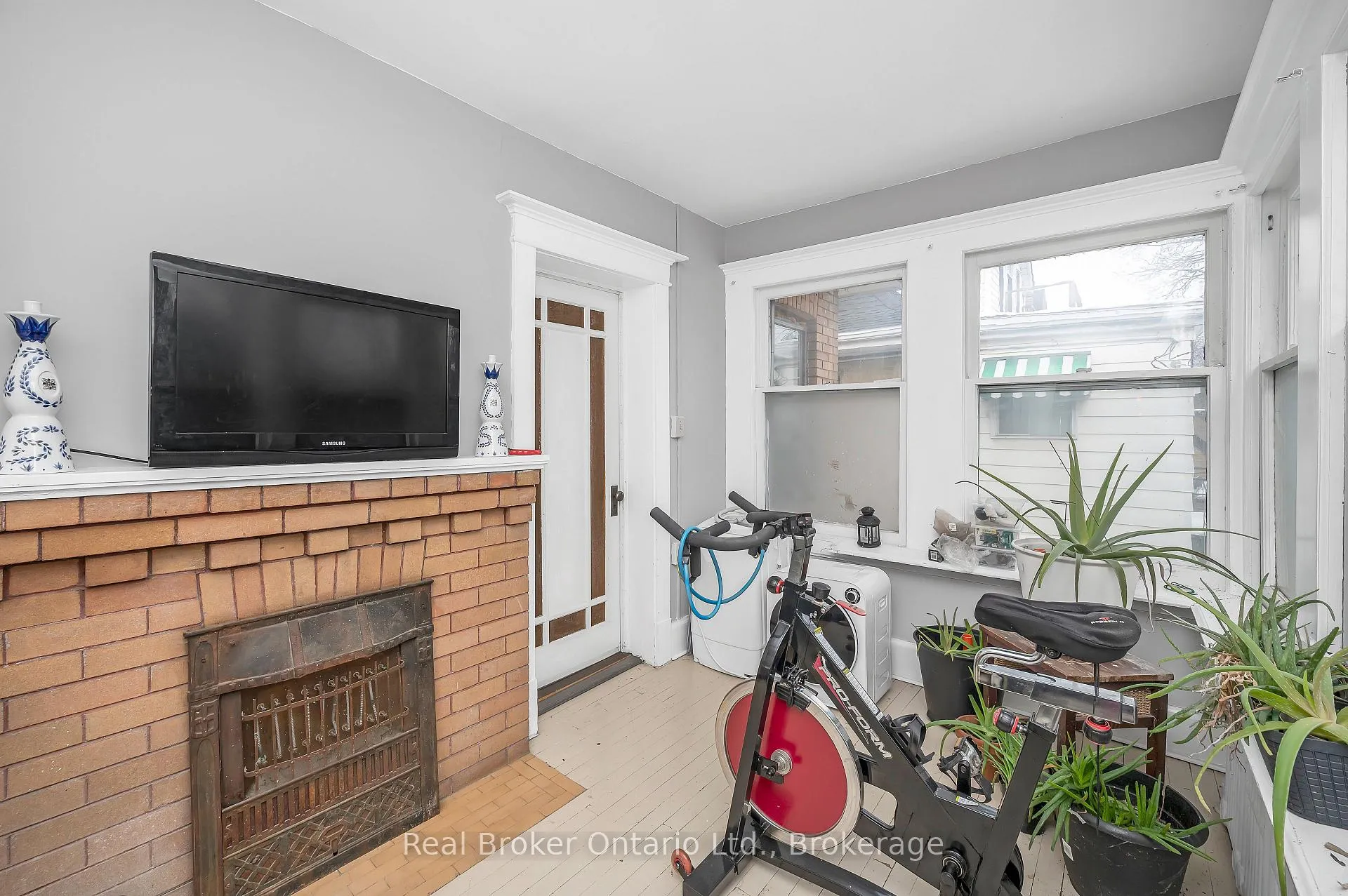 Photo 20 of 77 Proctor Boulevard, Hamilton, Gibson — HOMEH