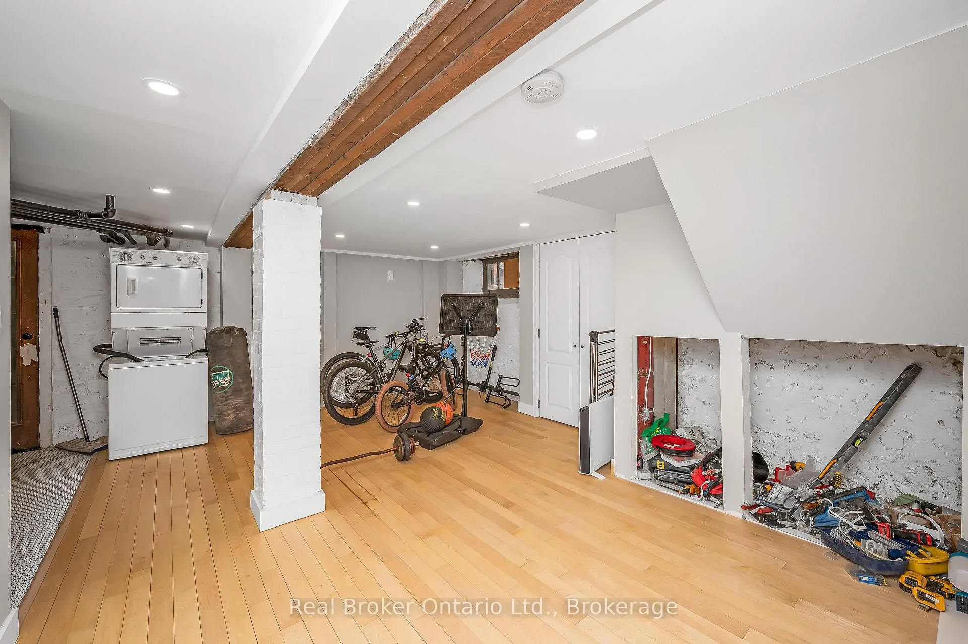 Photo 32 of 77 Proctor Boulevard, Hamilton, Gibson — HOMEH