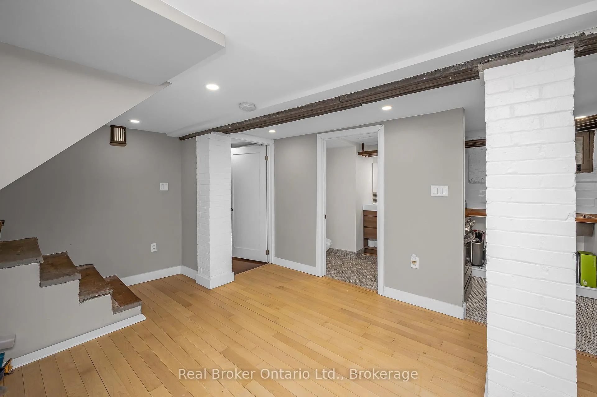Photo 35 of 77 Proctor Boulevard, Hamilton, Gibson — HOMEH