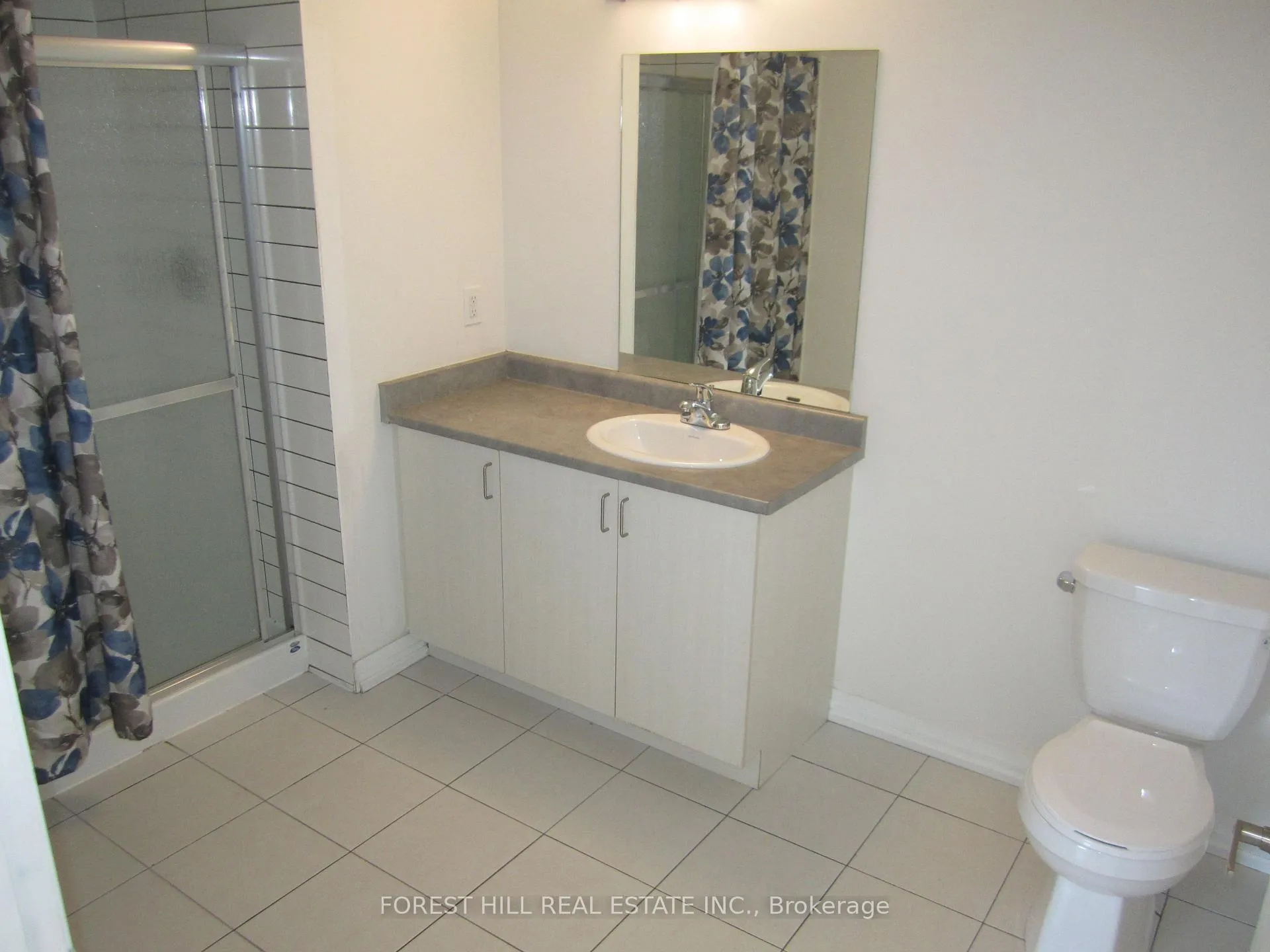 Photo 4 of Unit 311, 8010 Kipling Avenue, Vaughan, West Woodbridge — HOMEH