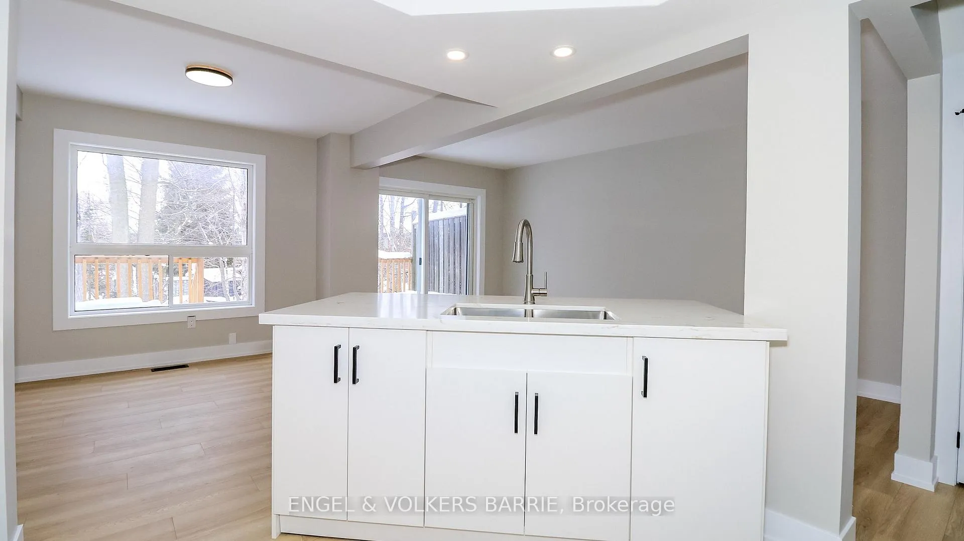 Photo 14 of 20 Kelly Place, Barrie, Allandale — HOMEH
