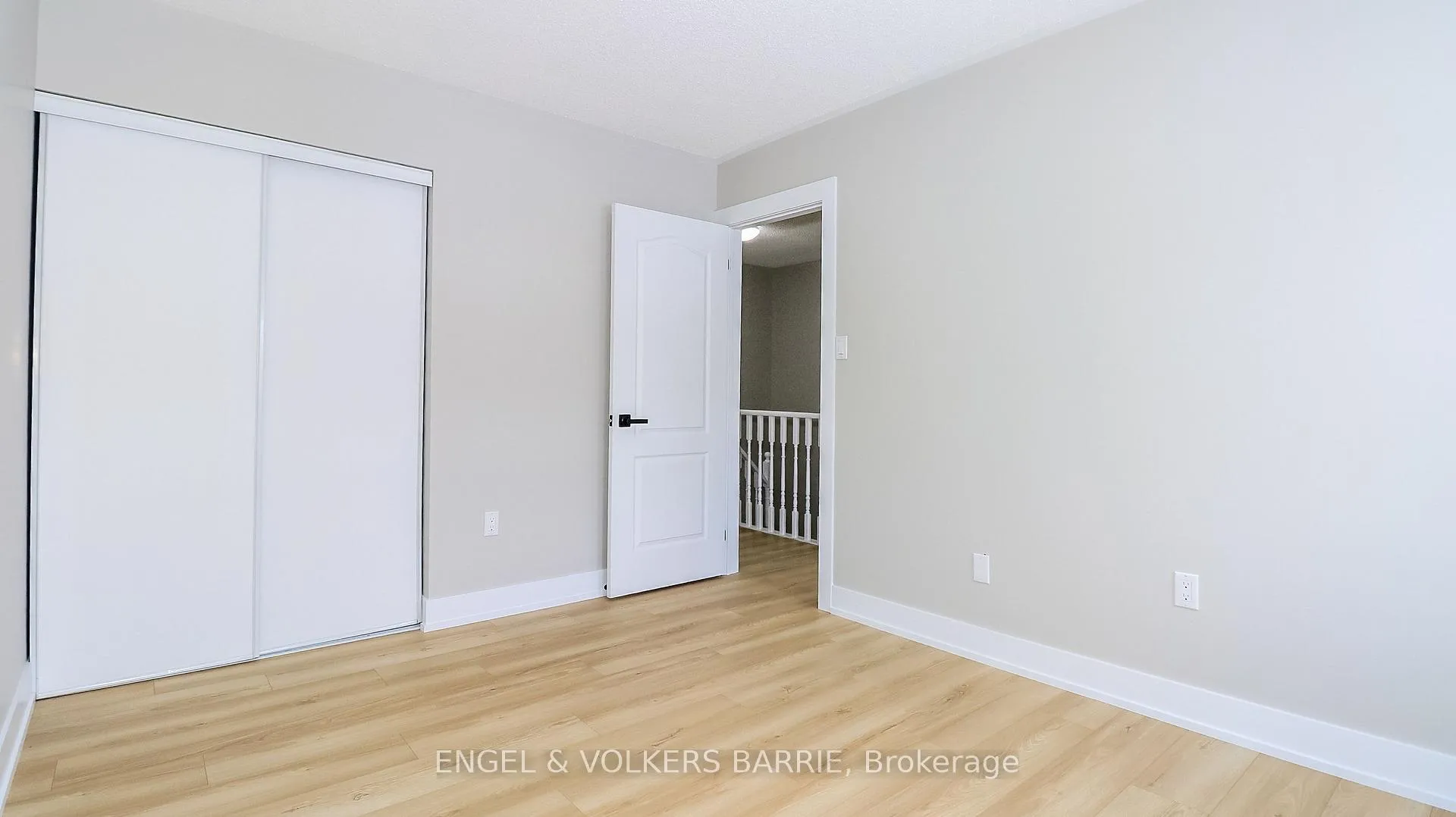 Photo 22 of 20 Kelly Place, Barrie, Allandale — HOMEH