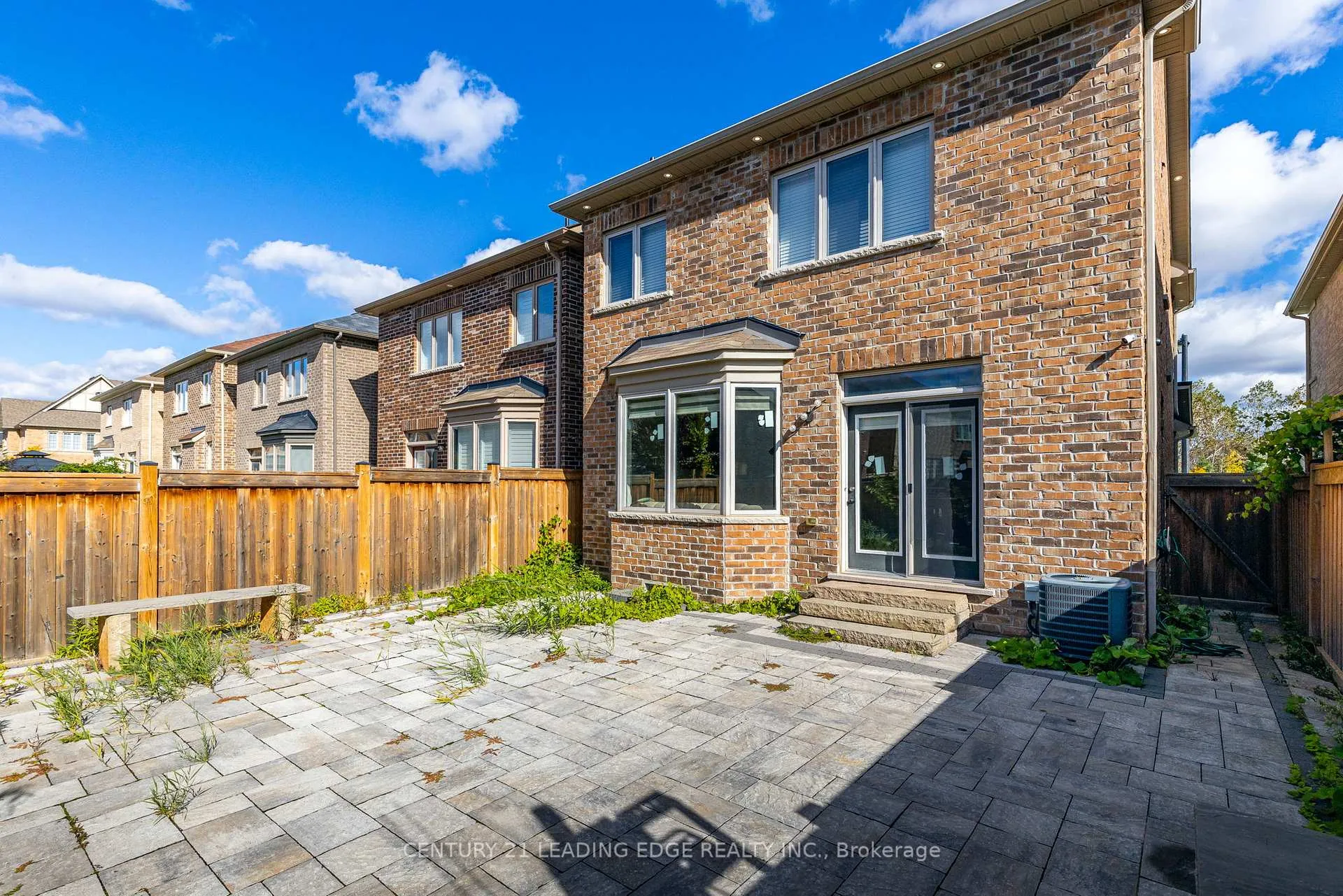 Photo 34 of 102 Mactier Drive, Vaughan, Kleinburg — HOMEH