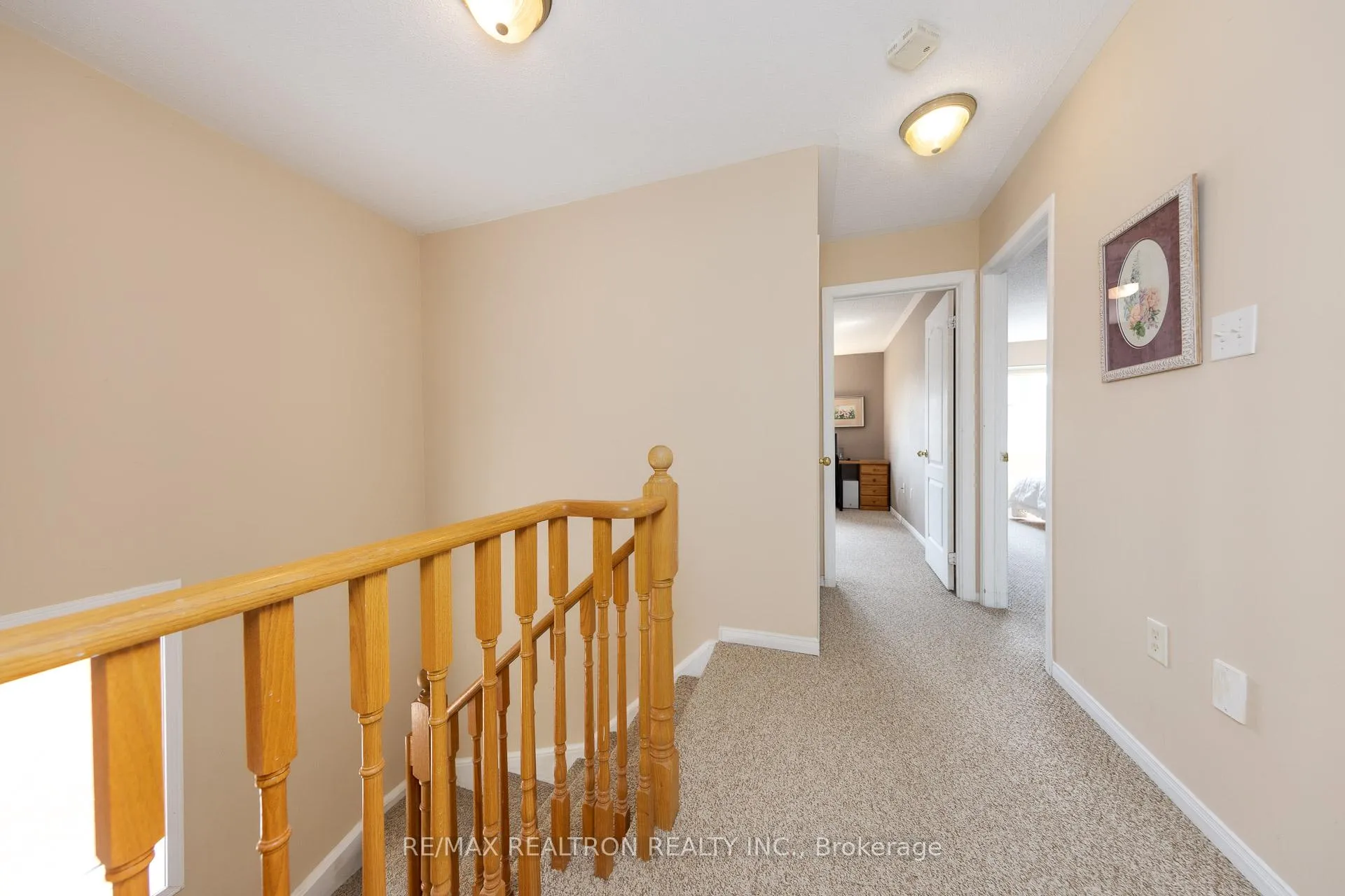 Photo 22 of 1868 Secretariat Place, Oshawa, Windfields — HOMEH