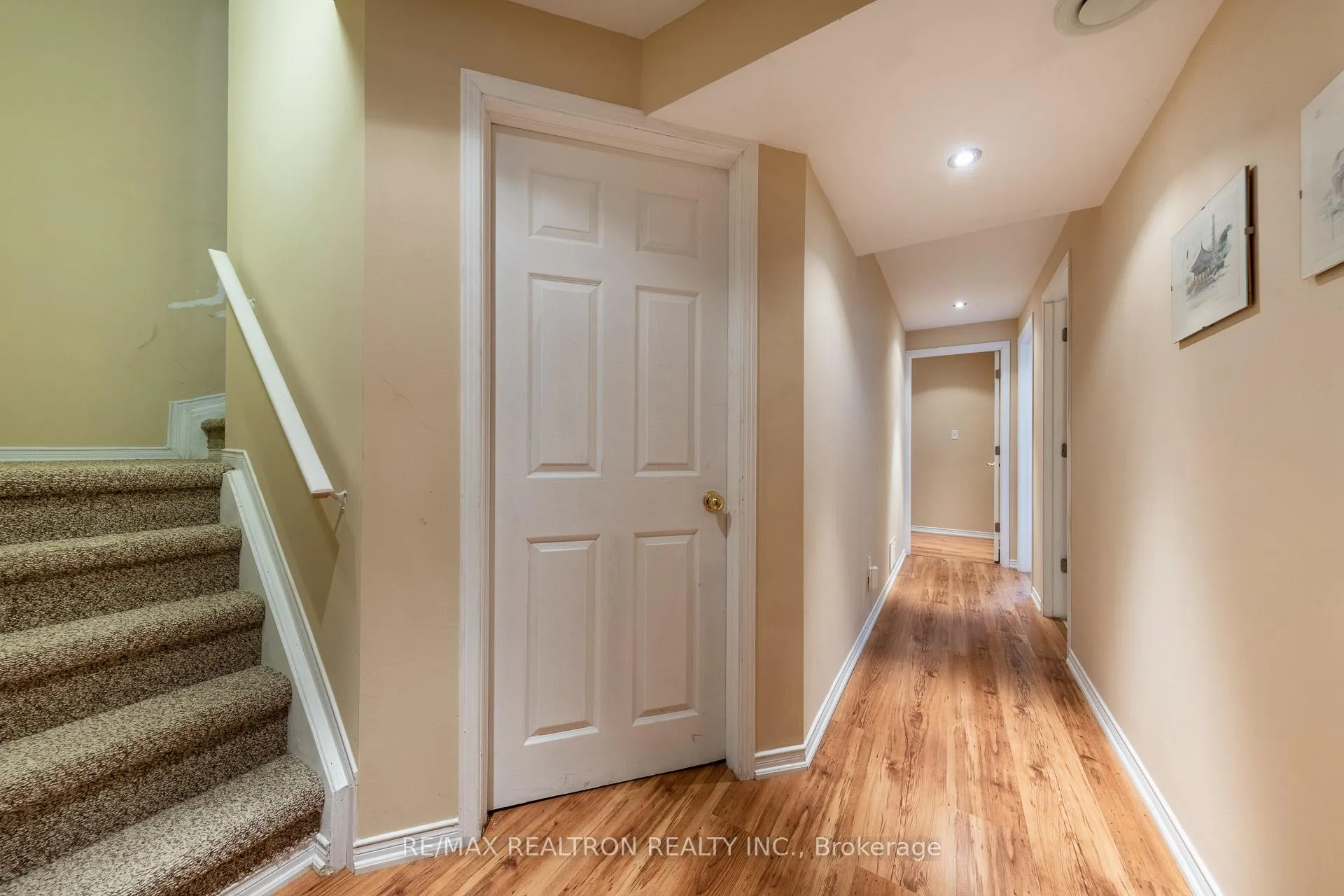 Photo 31 of 1868 Secretariat Place, Oshawa, Windfields — HOMEH